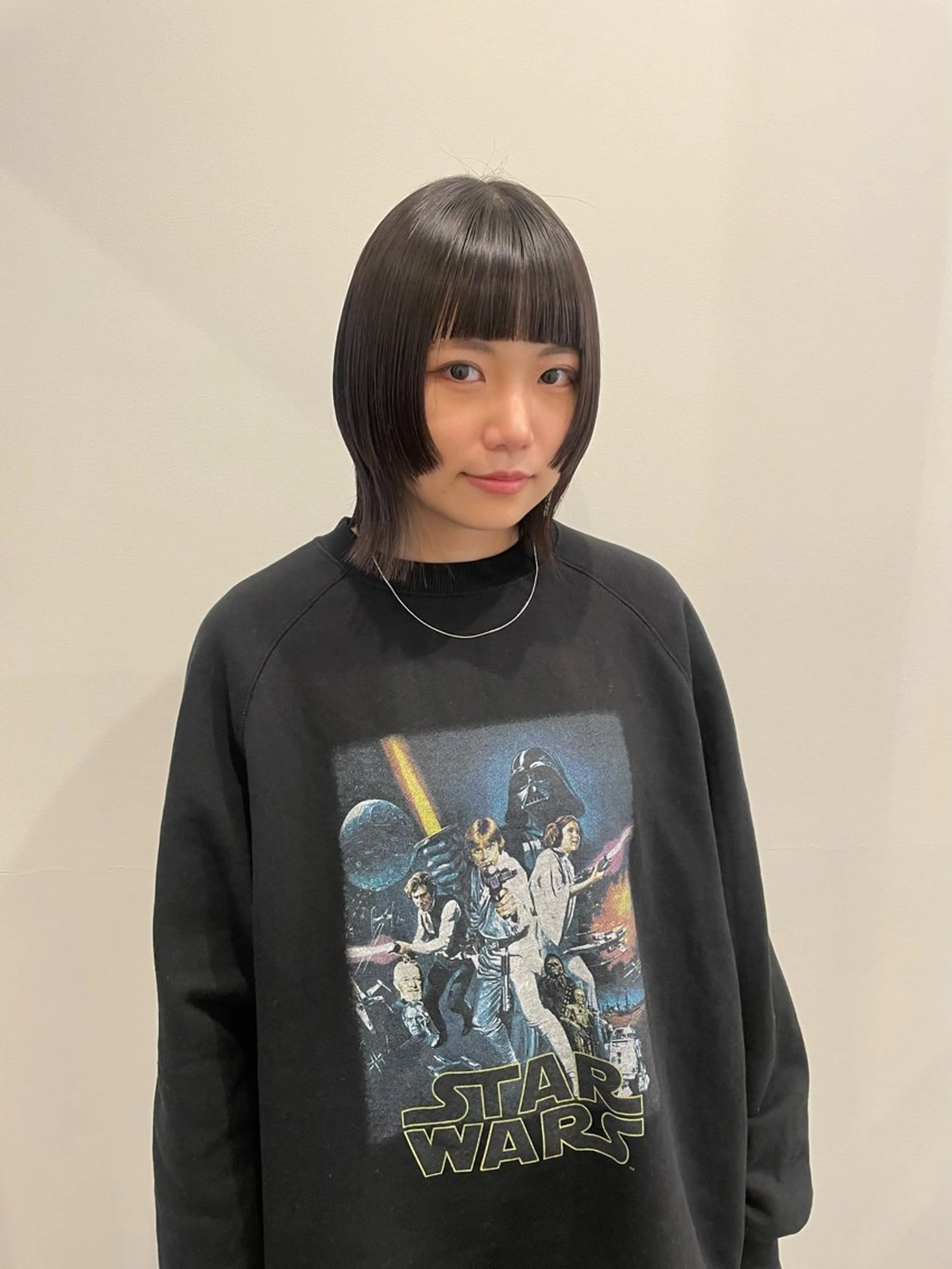 ミディアム カラー デザインカット 姫カット カット 渋谷 留菜のヘアスタイル