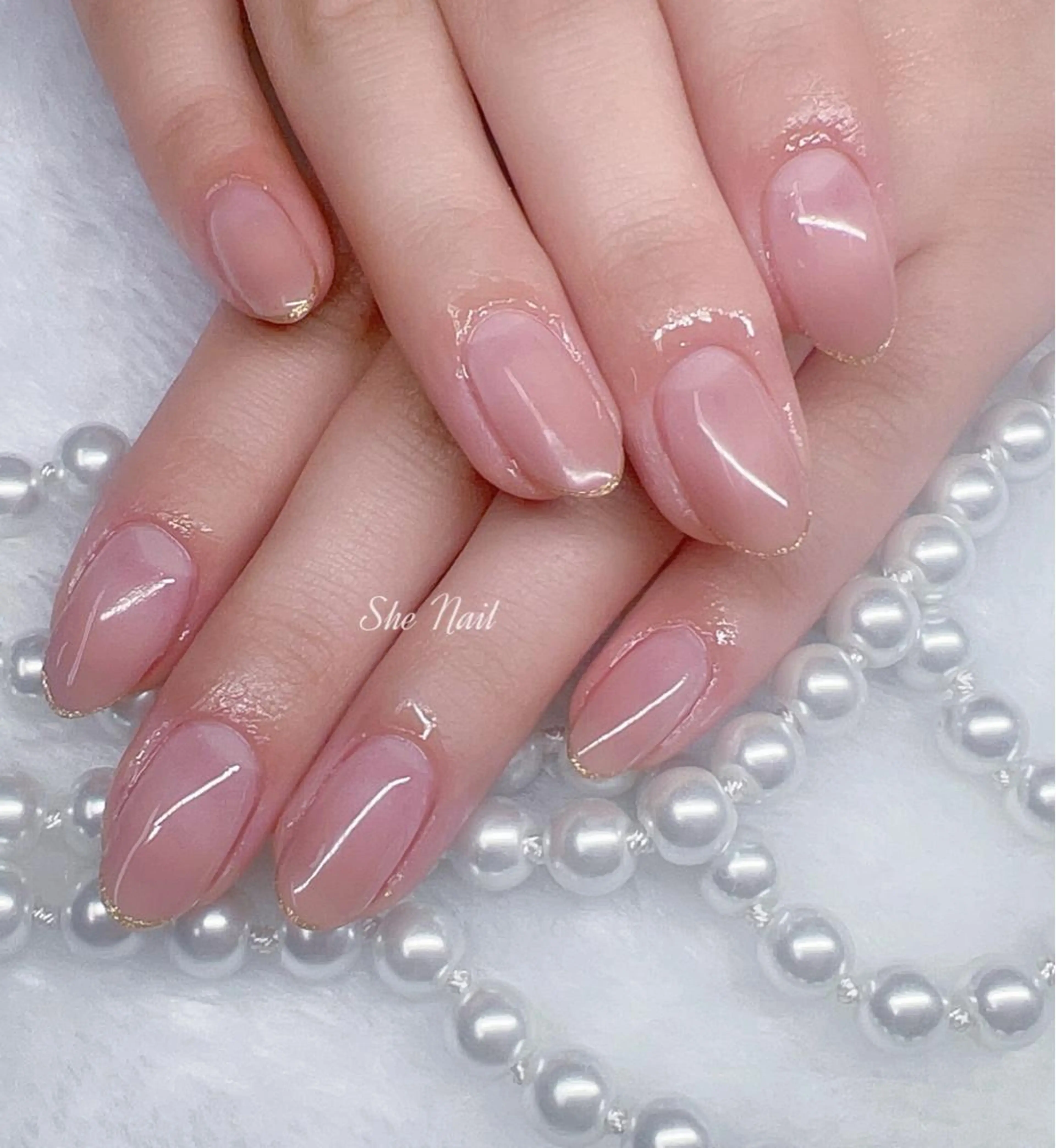 ネイル チークネイル 長さ出し 持ち込み ワンカラーネイル シンプルネイル ハンドネイル She   Nail所属・ISA_ BELLAのネイルデザイン