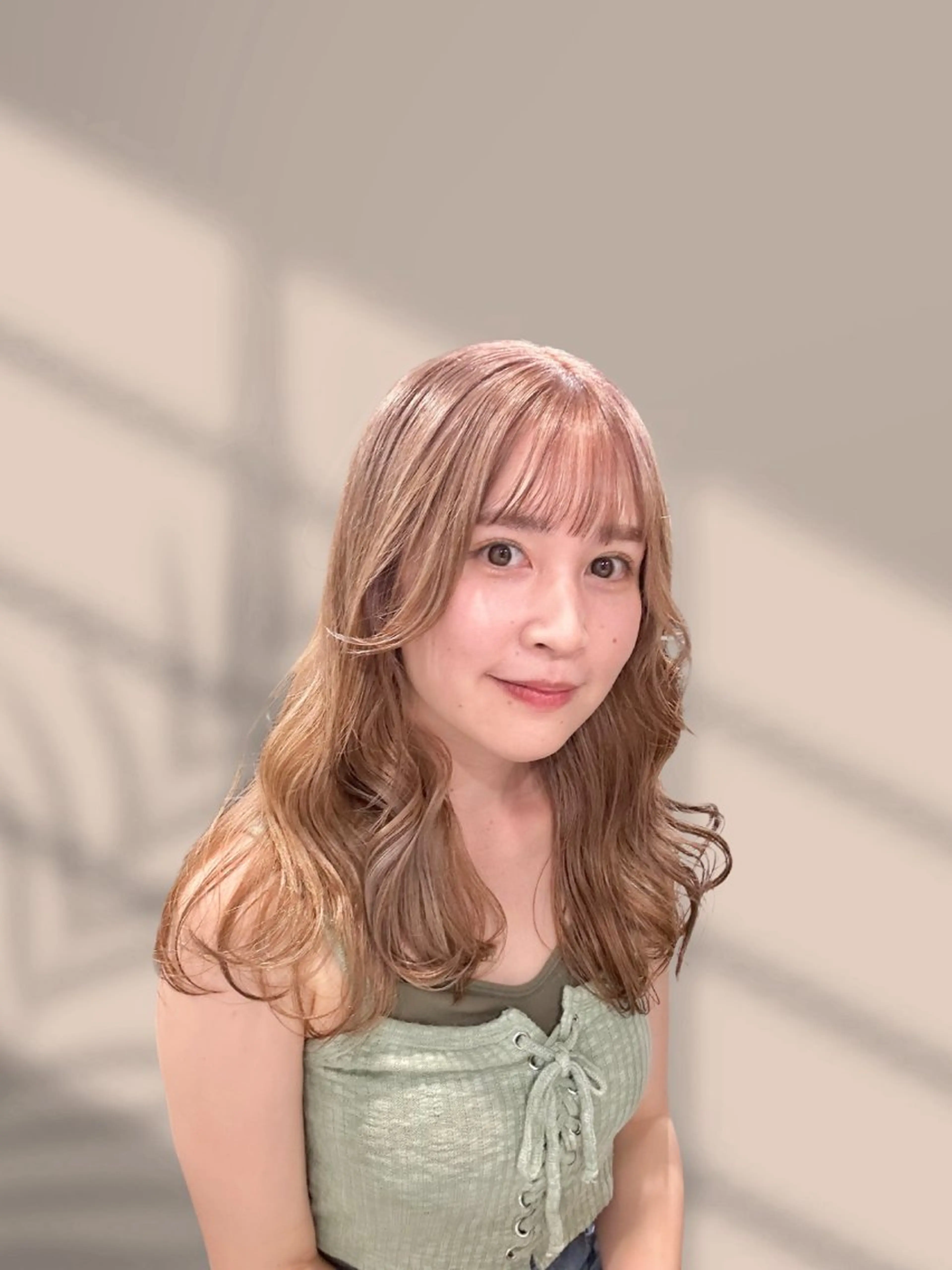 ロング カラー ヘアカラー くすみミルクティー／ ブラウン🪡TOWAのヘアスタイル