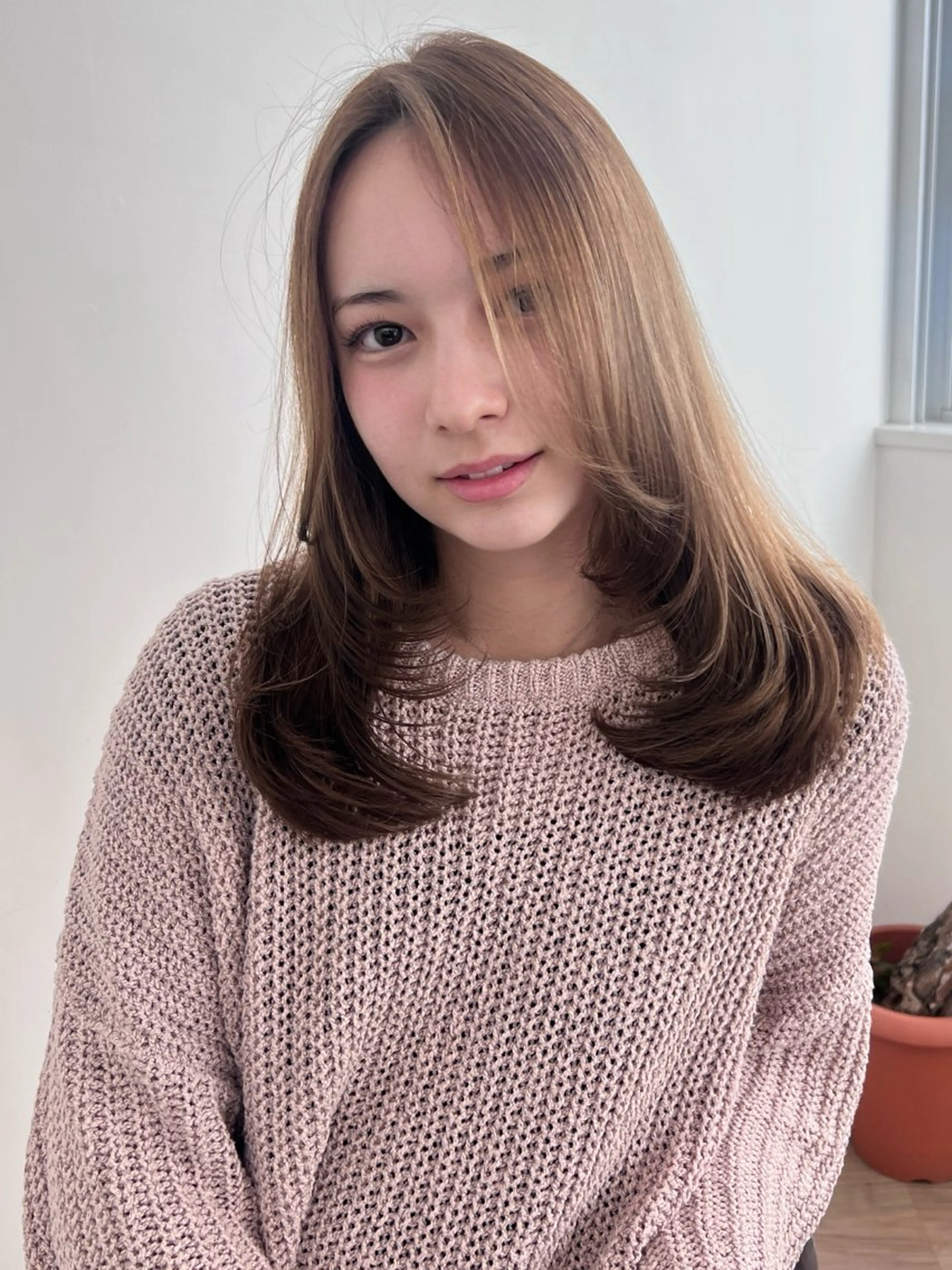 セミロング カラー レイヤーカット 武田涼レイヤーカット 髪質改善×縮毛矯正のヘアスタイル