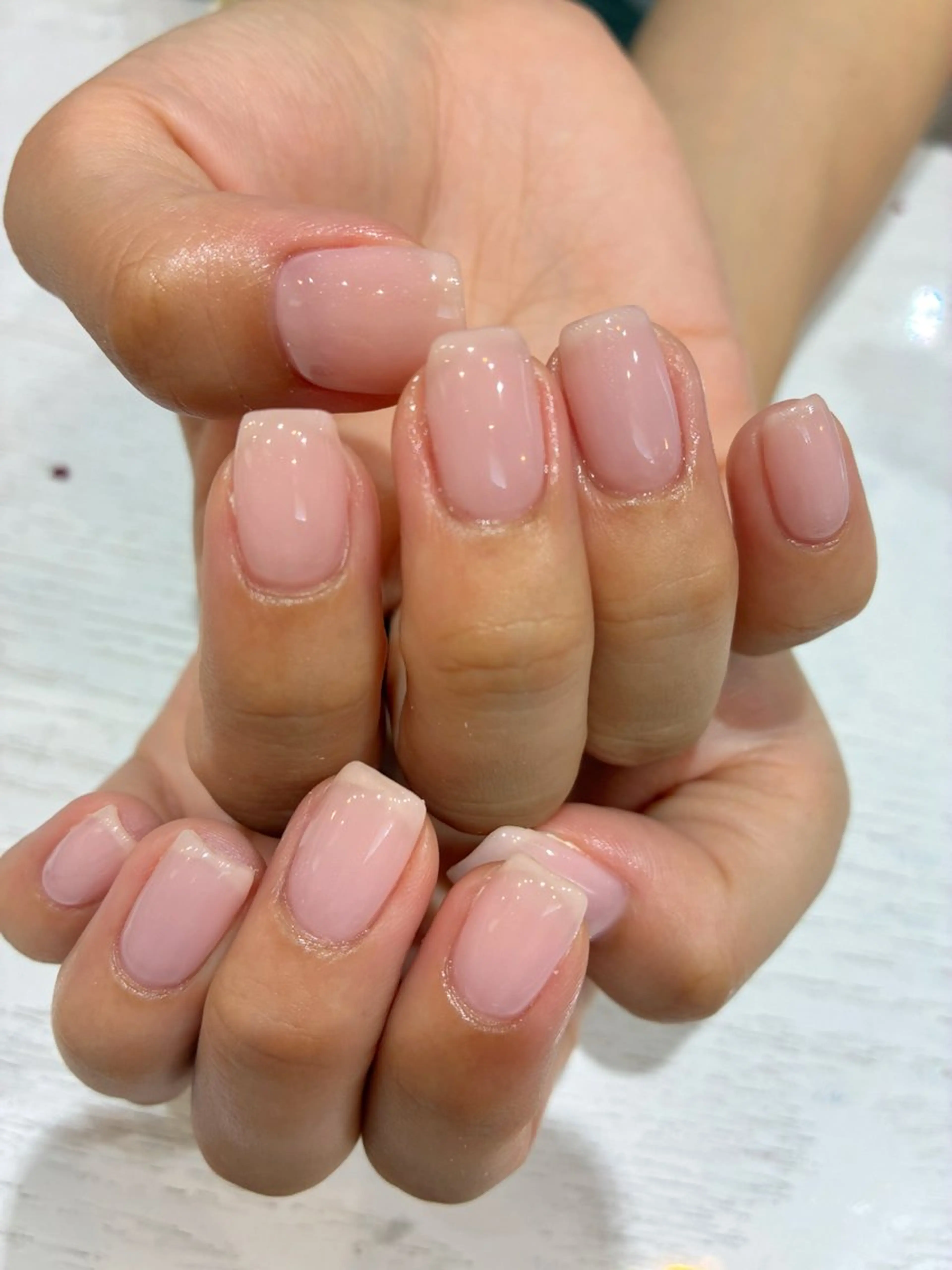 ネイル ワンカラーネイル Nest 岩崎のネイルデザイン