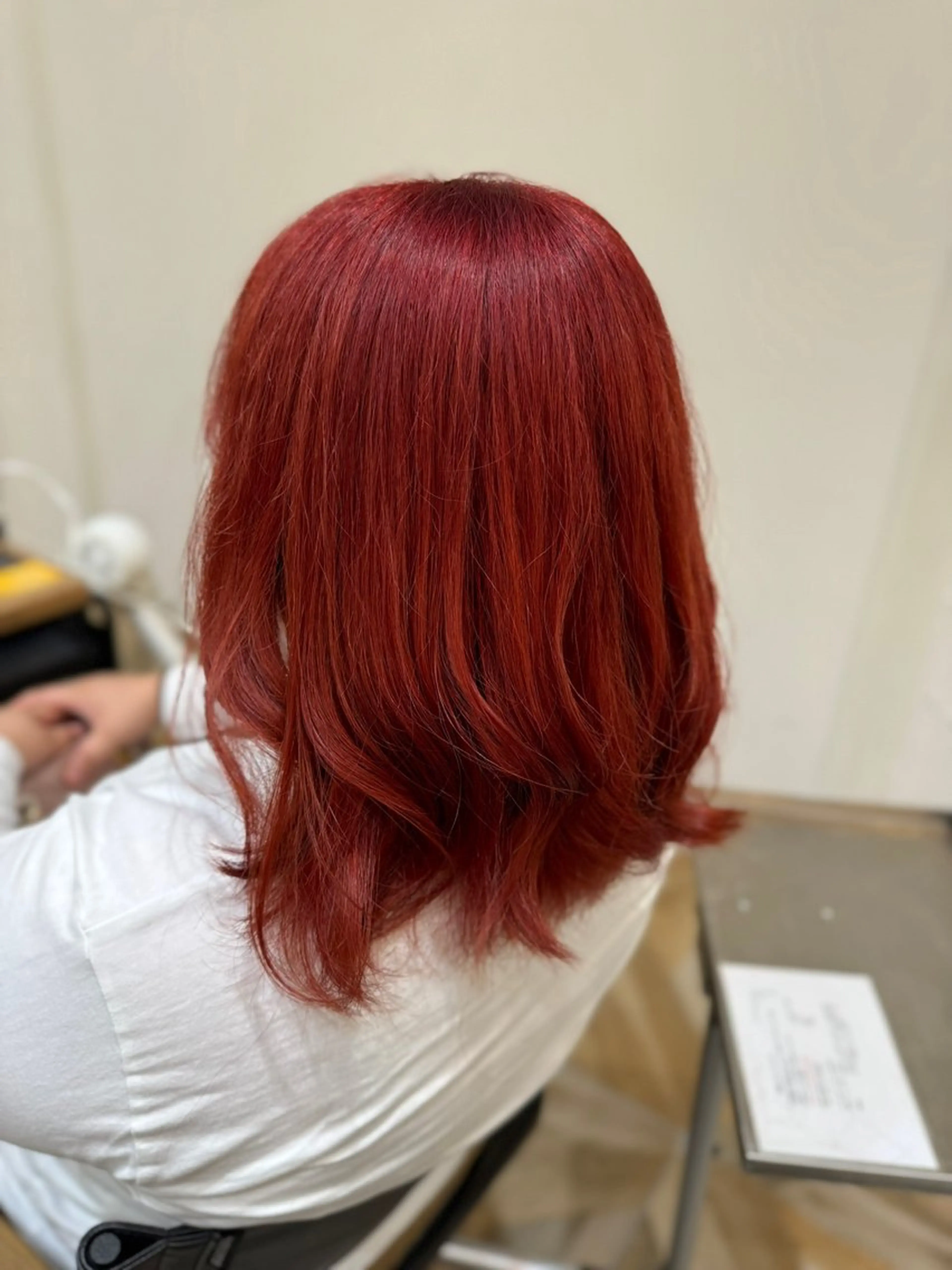 セミロング カラー 鈴木 佐菜のヘアスタイル