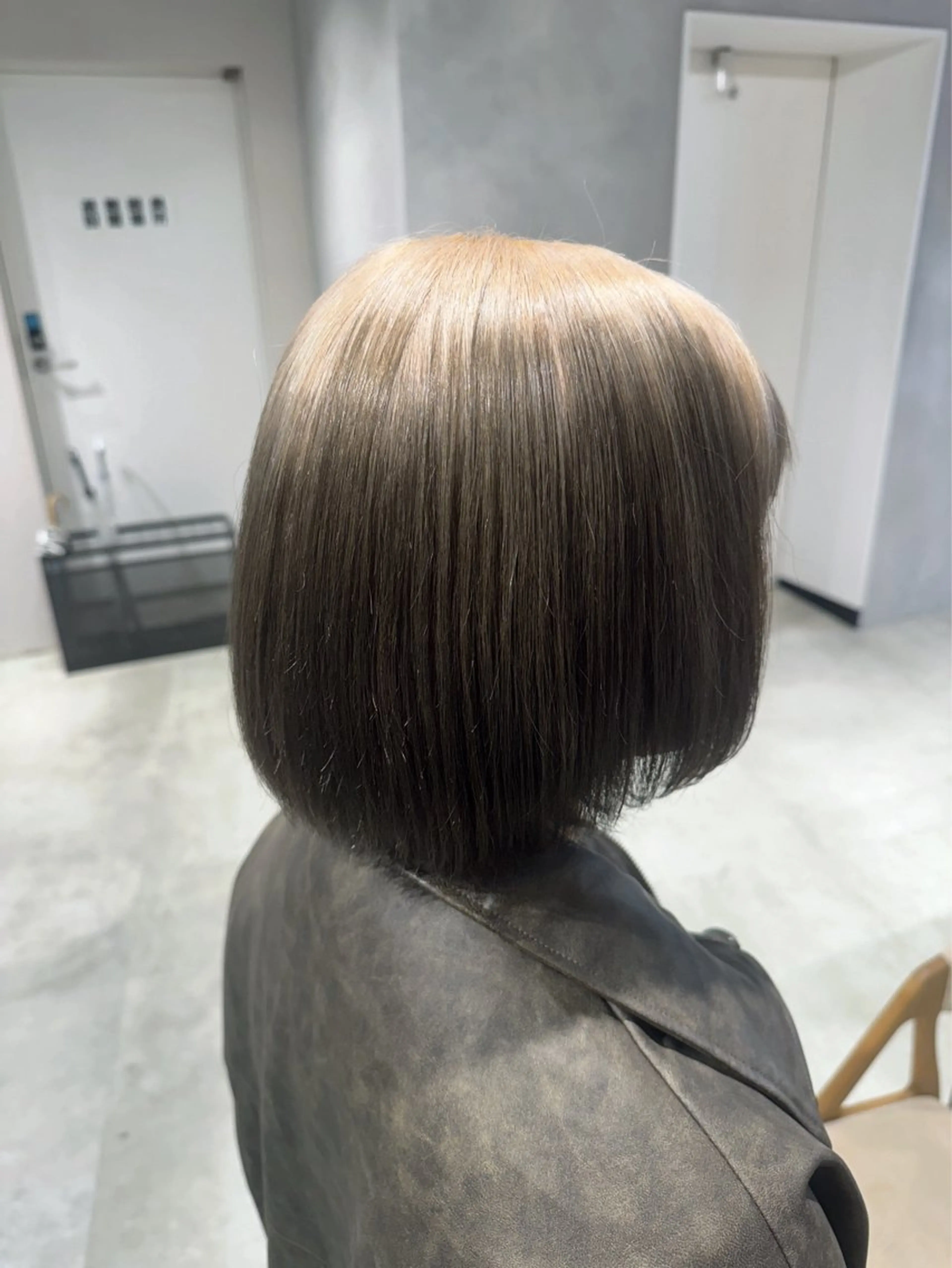 ミディアム カラー カット ヘアカラー トリートメント 透明感カラー✨艶髪 制作🌱山根あゆみのヘアスタイル