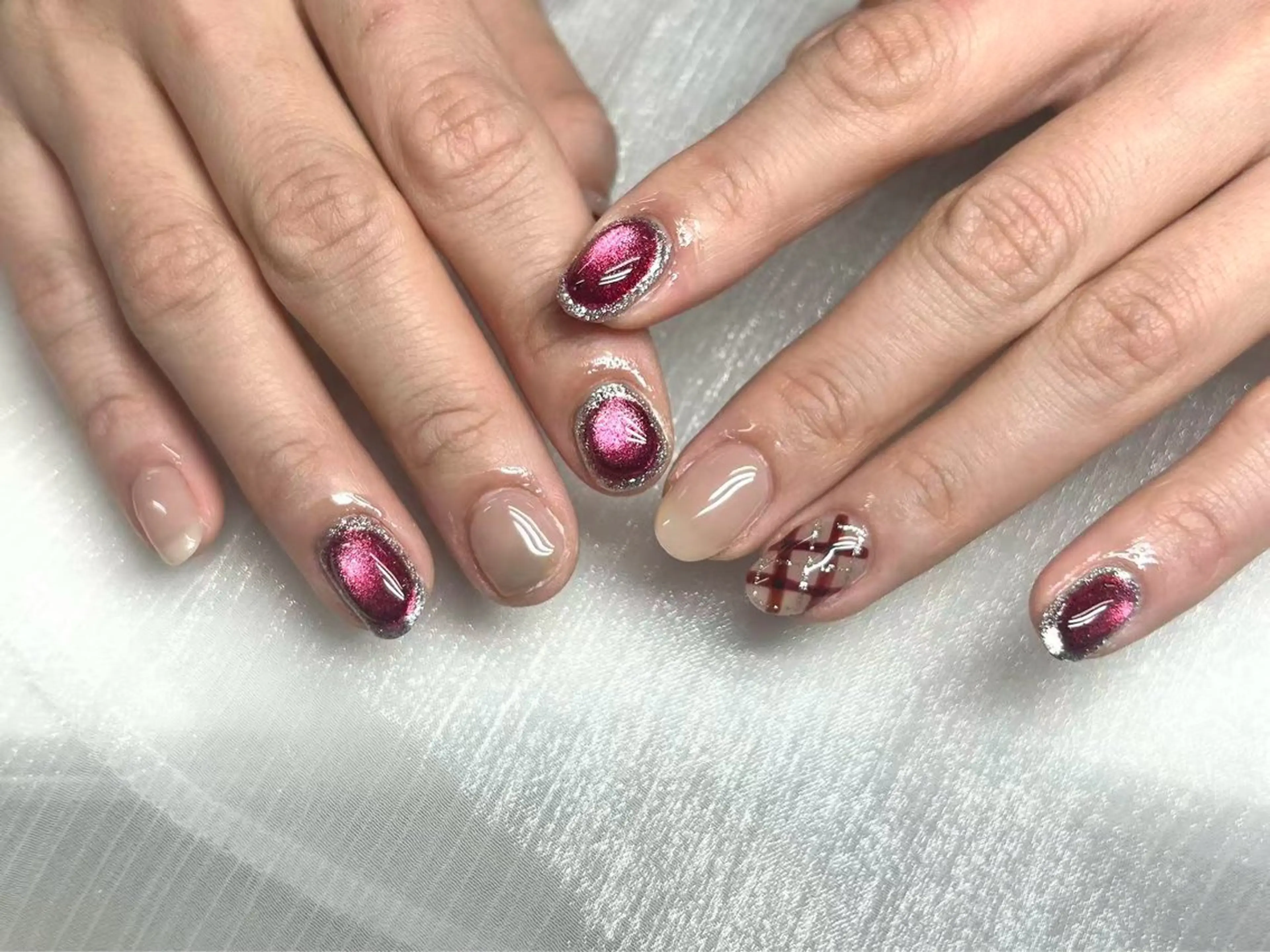 ネイル ハンドネイル ハンドケア Kaka_ パラジェル、長さだしのネイルデザイン