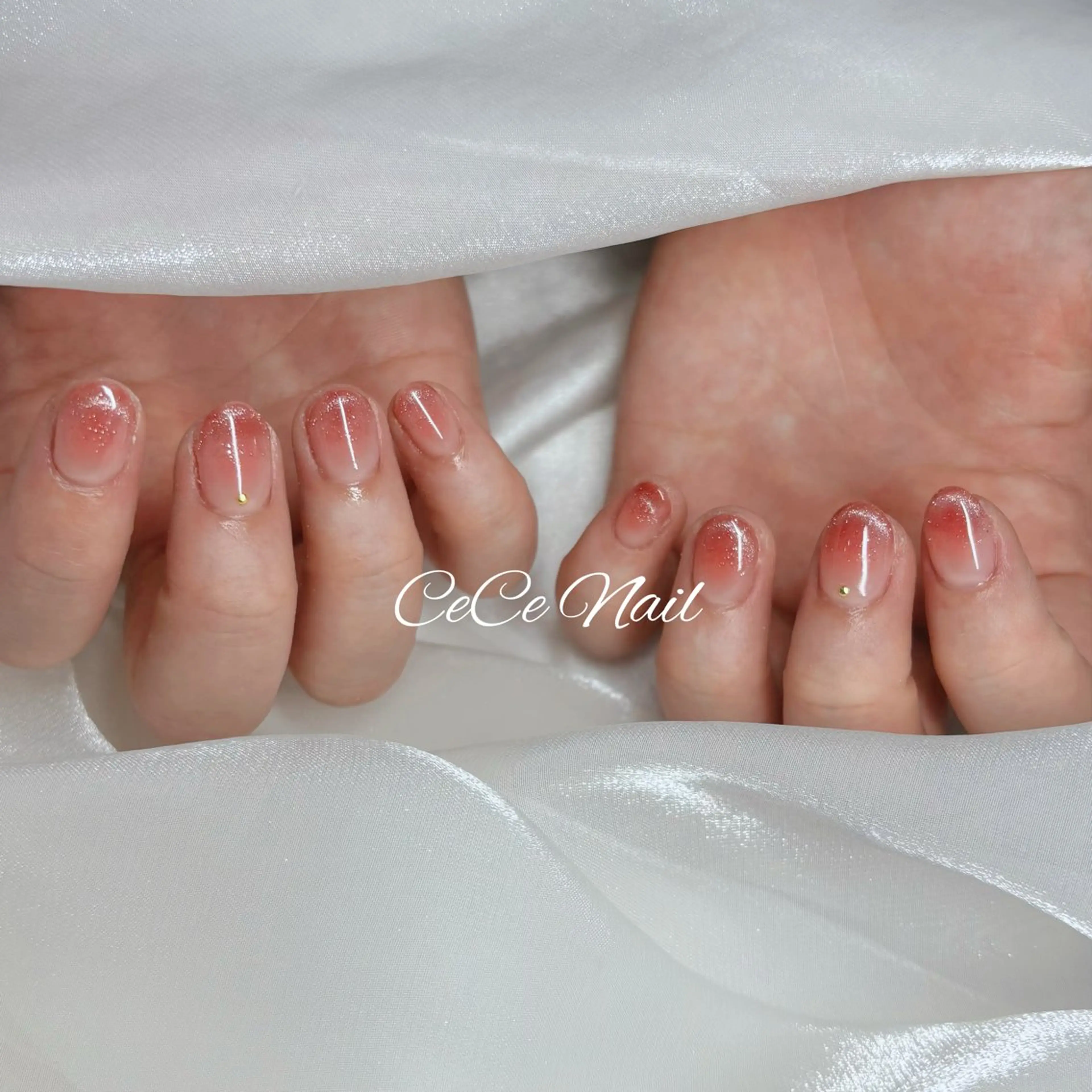 ネイル オーロラネイル 長さ出し フットネイル フレンチネイル ジェルネイル ハンドネイル CeCe Garden所属・CeCeGarden ✨️キラキラワンホンのネイルデザイン
