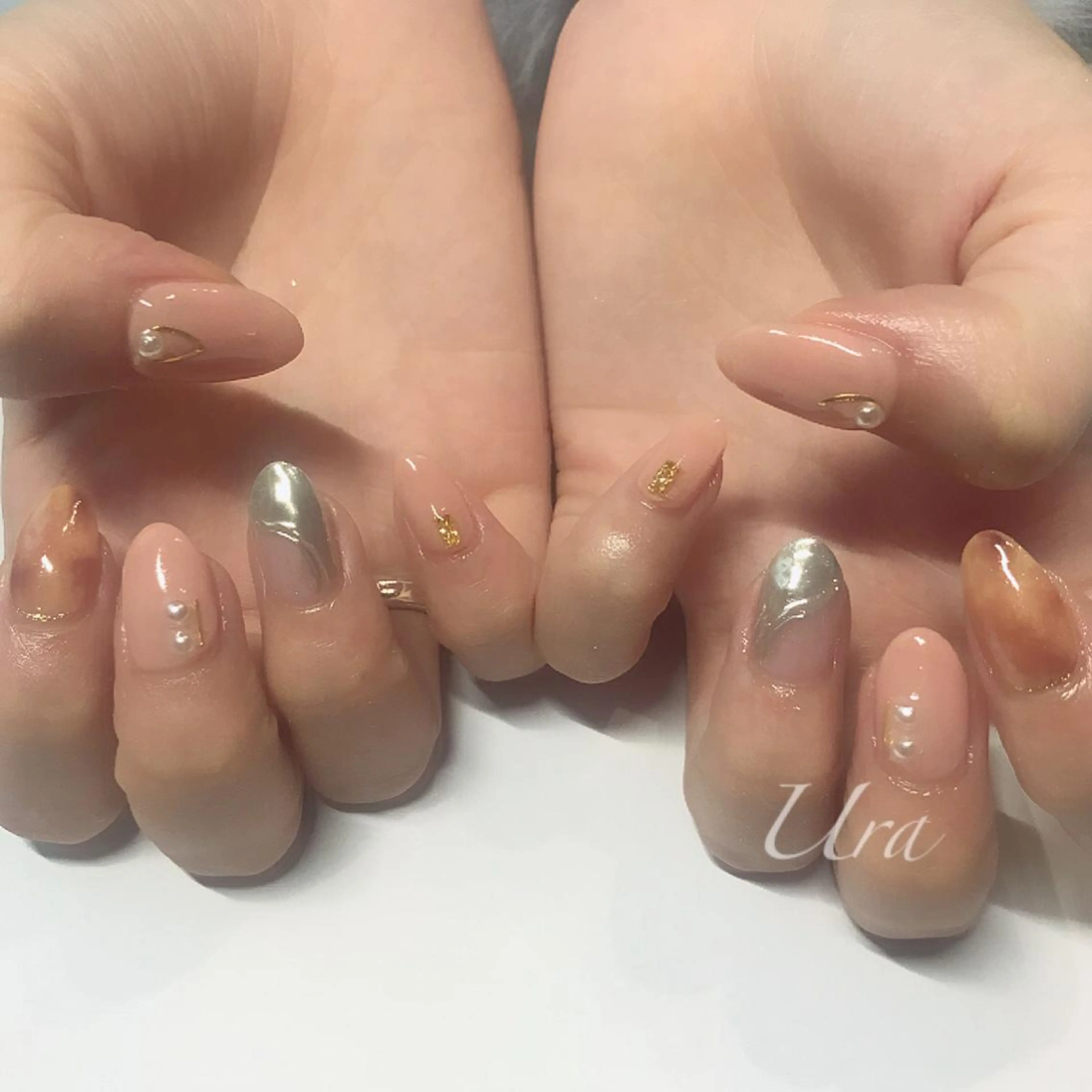 ネイル UrakoNail 《nail》のネイルデザイン