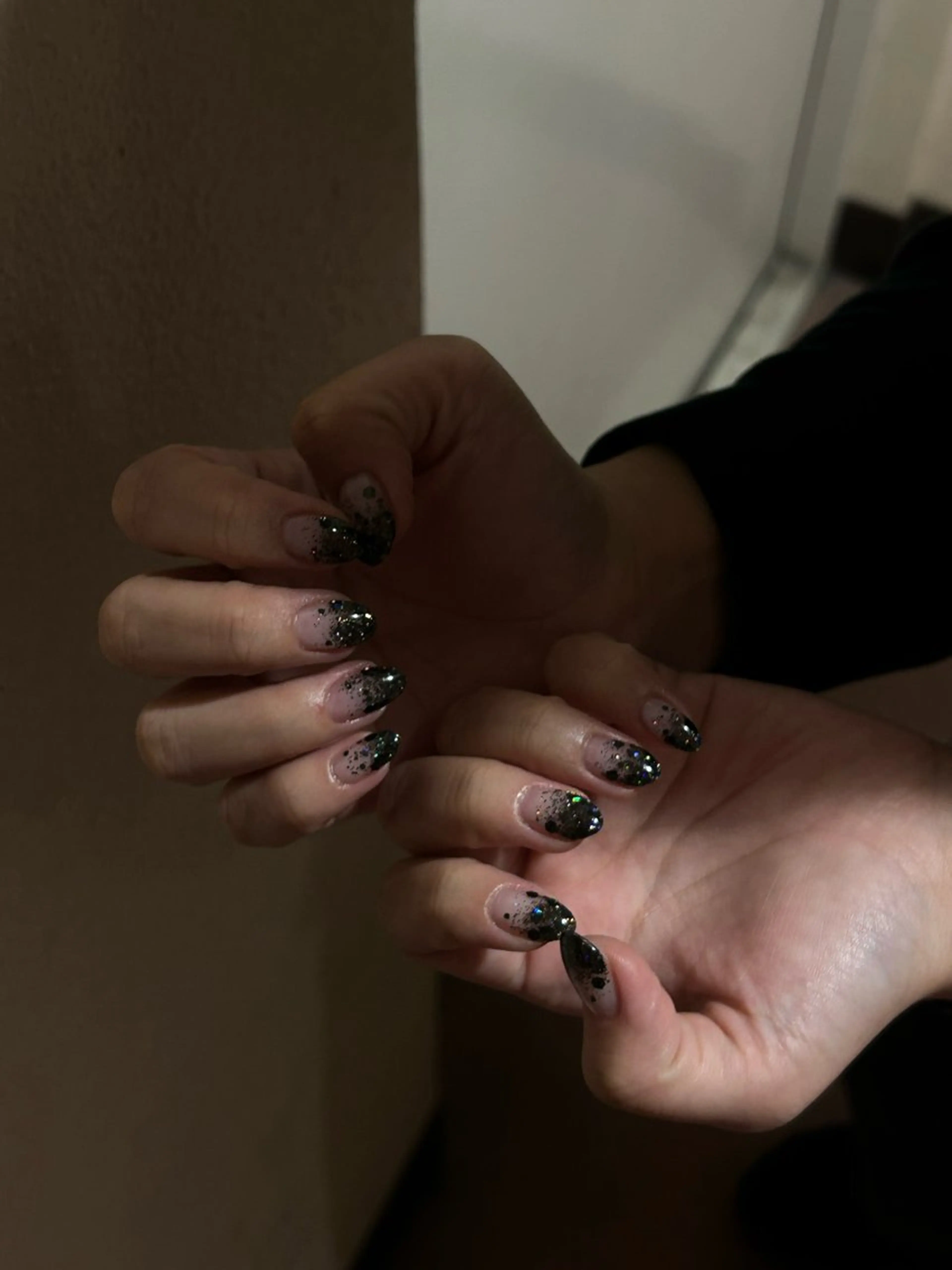 ネイル グラデーション ラメ(グリッター) 🖤Kitty川越店 Jr.さゆり🖤のネイルデザイン