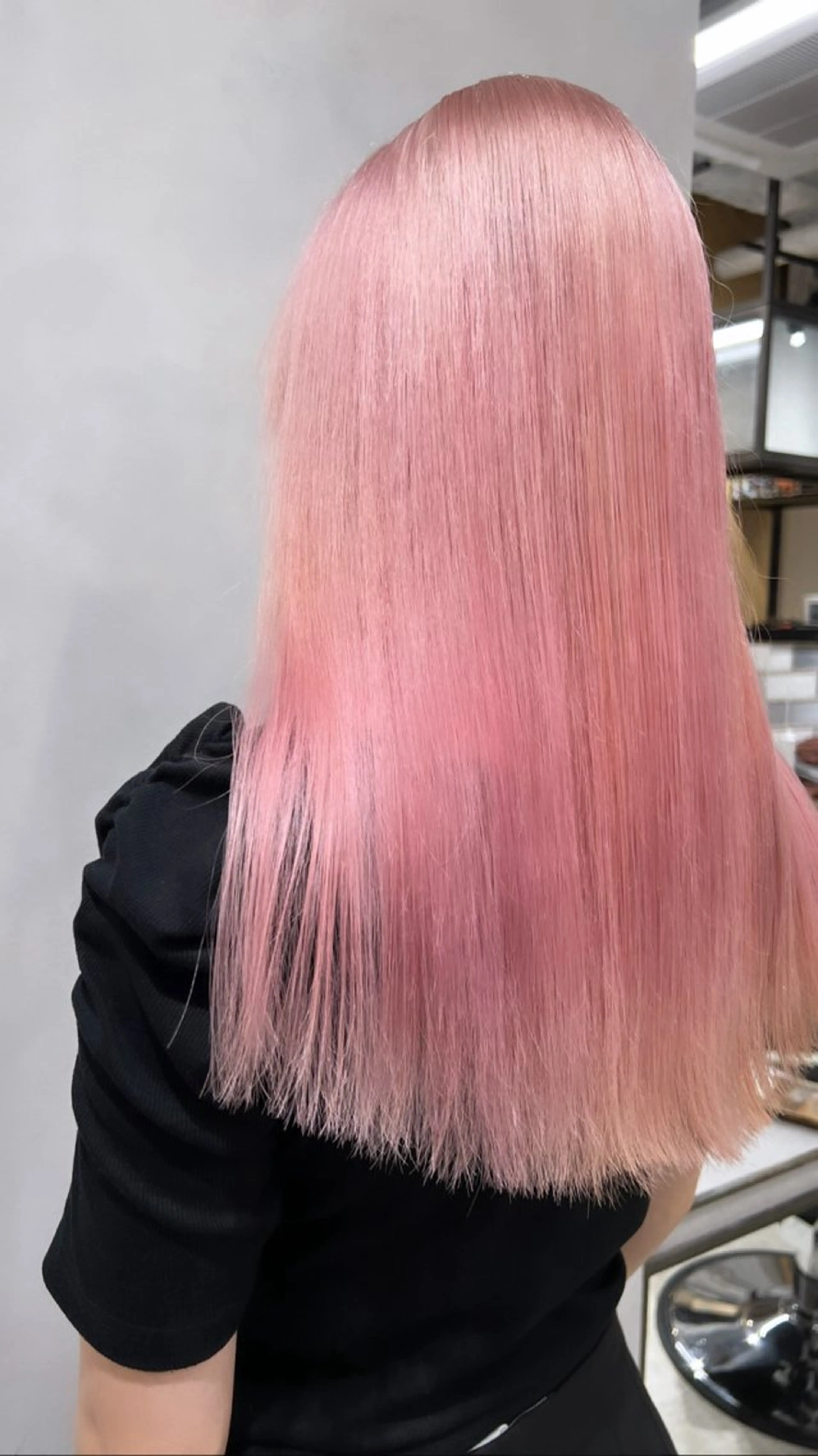 ロング カラー カラースペシャリスト ・齊藤 羽瑠輝のヘアスタイル