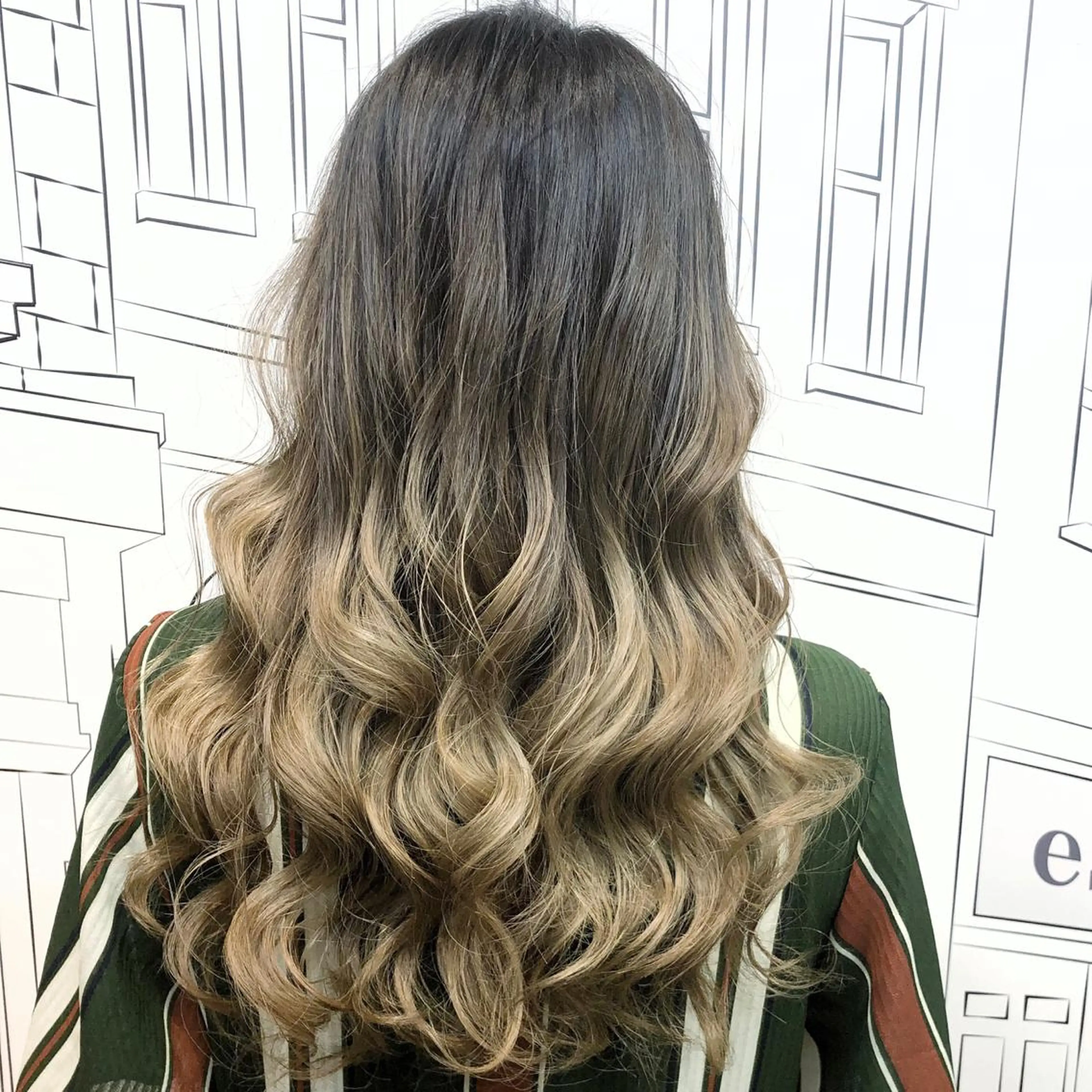 ロング カラー グラデーションカラー 外国人風カラー レイヤー⭐️カラー ⭐️平川雅史のヘアスタイル