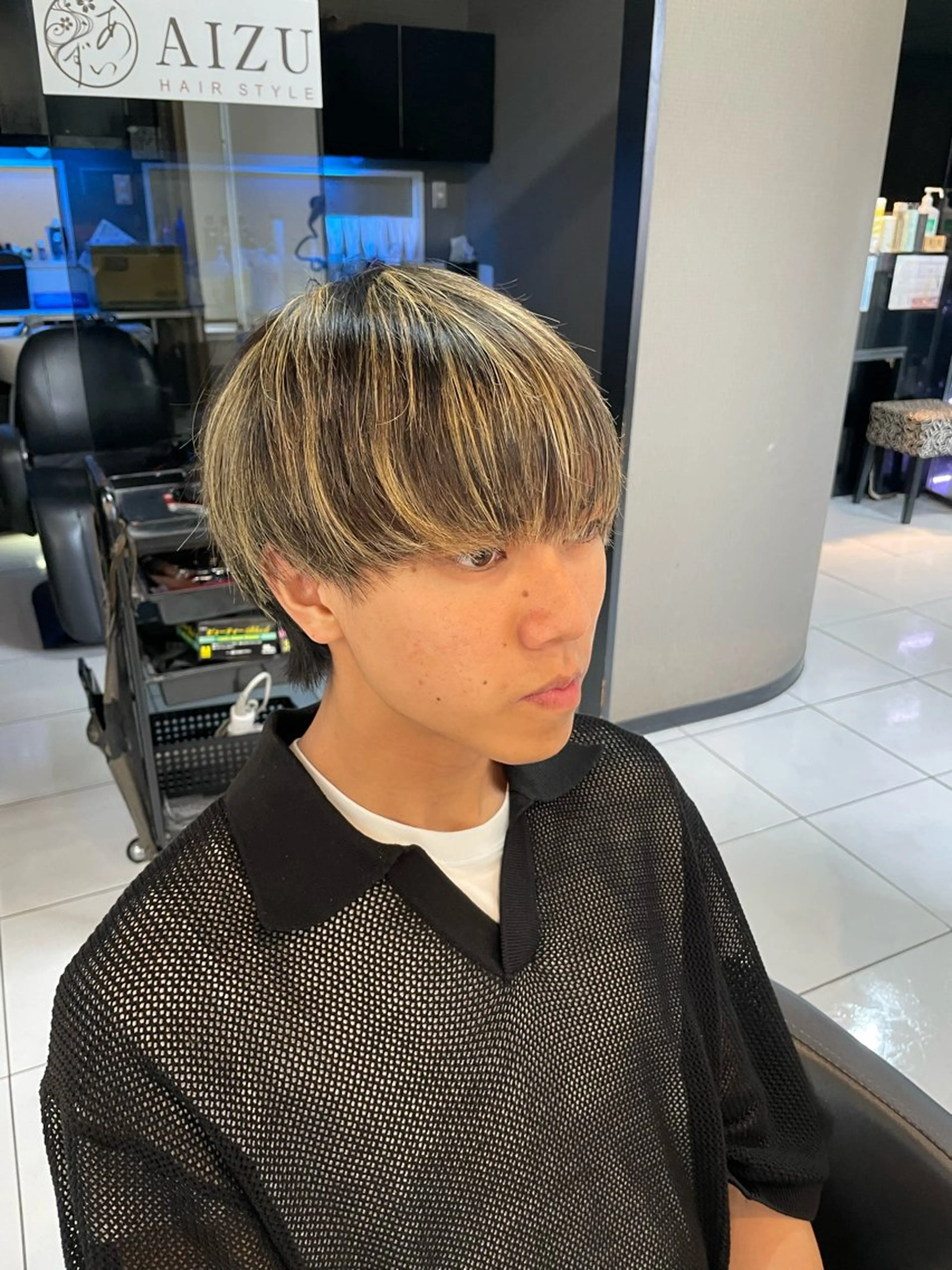 ショート カラー パーマ メンズ メンズブリーチ メンズハイライト マッシュウルフ メンズメッシュ マッシュ カット ヘアカラー 🔥お値段以上🔥 メンズ特化たかひろのヘアスタイル