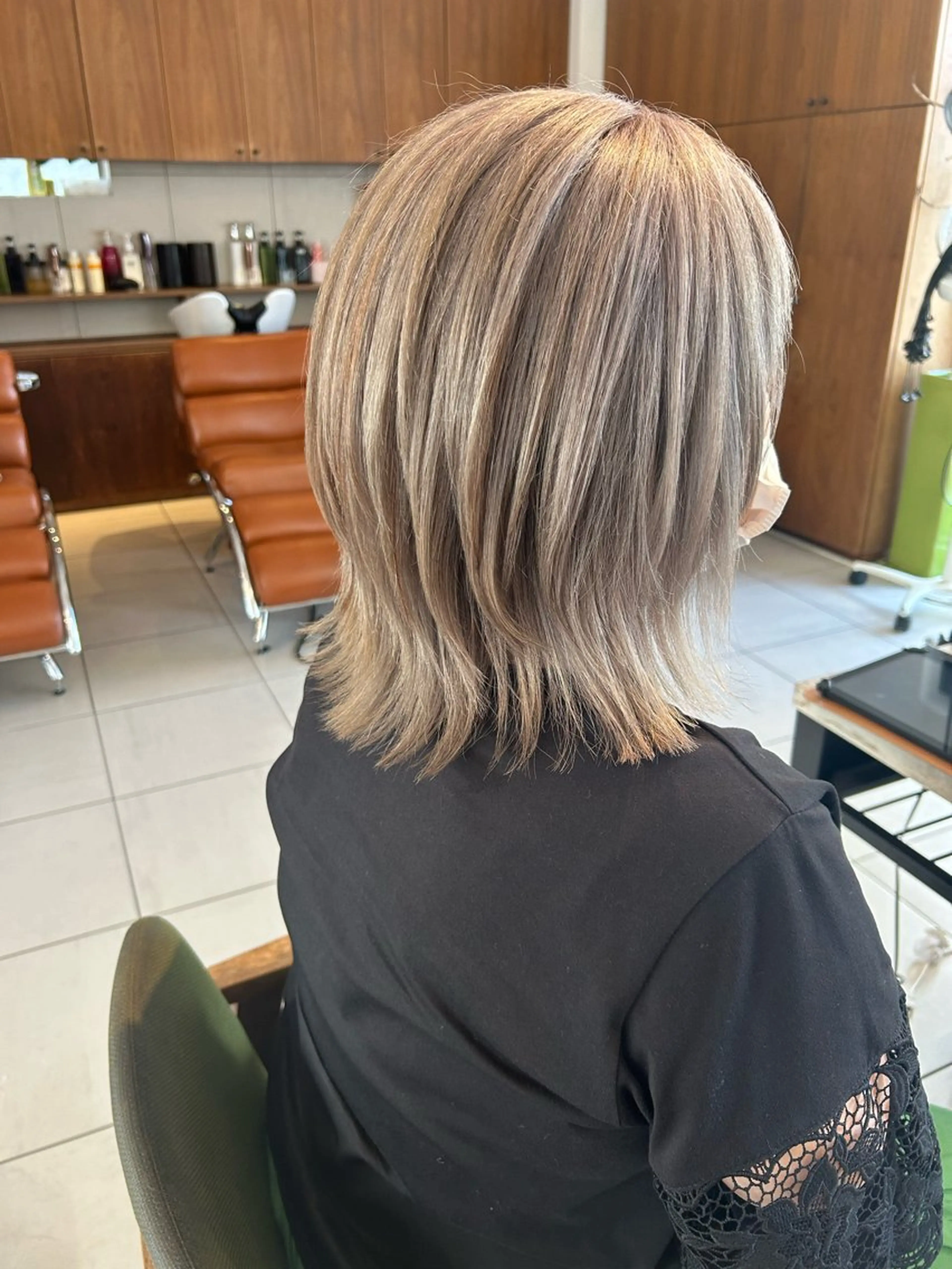 ミディアム カット ヘアカラー トリートメント 艶カラー/耳つぼ/ 渡辺奈緒のその他イメージ