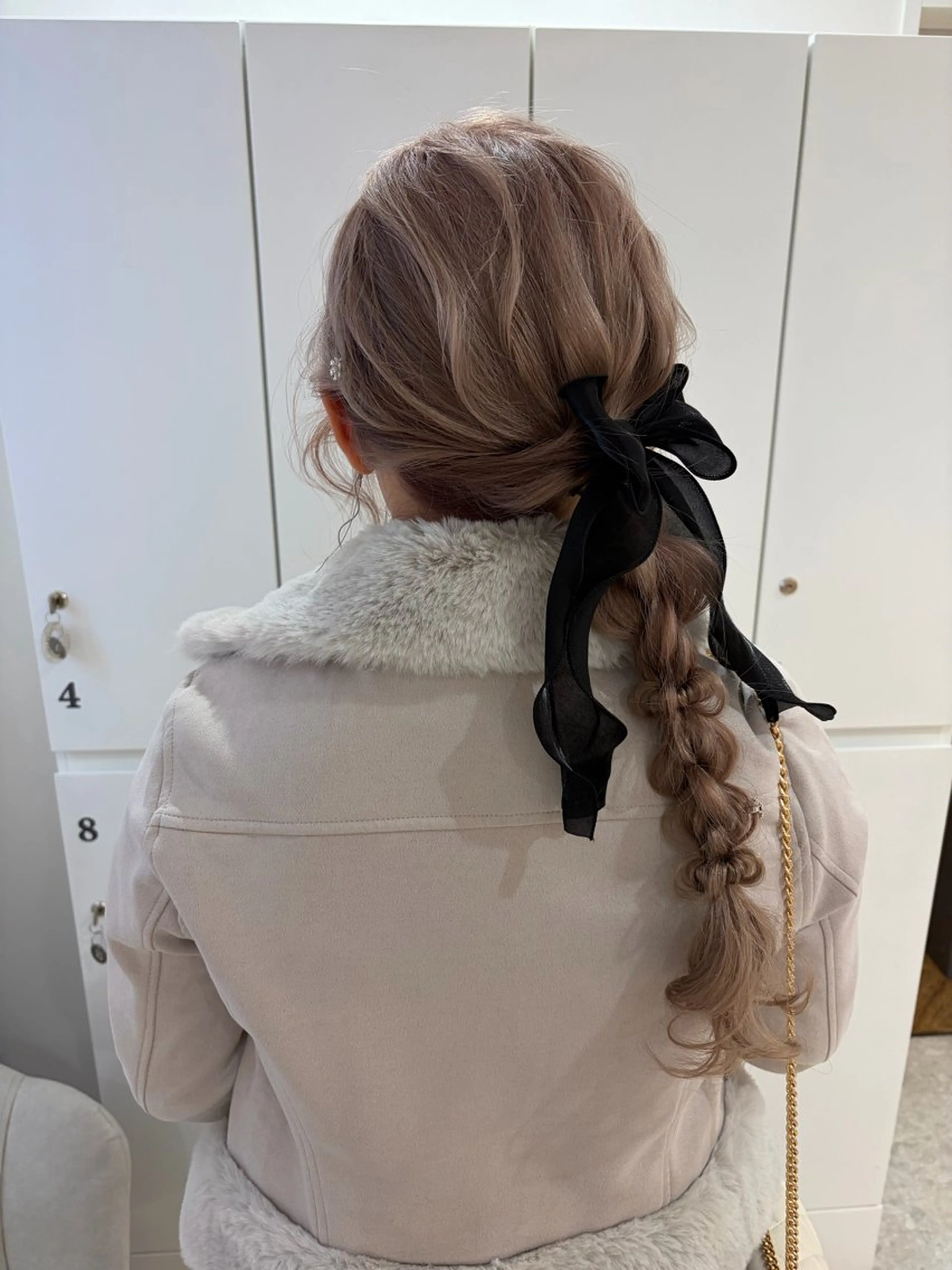 セミロング ヘアアレンジ ヘアセット ブリーチなしWカラー ヘアセット🎀はるかのヘアスタイル