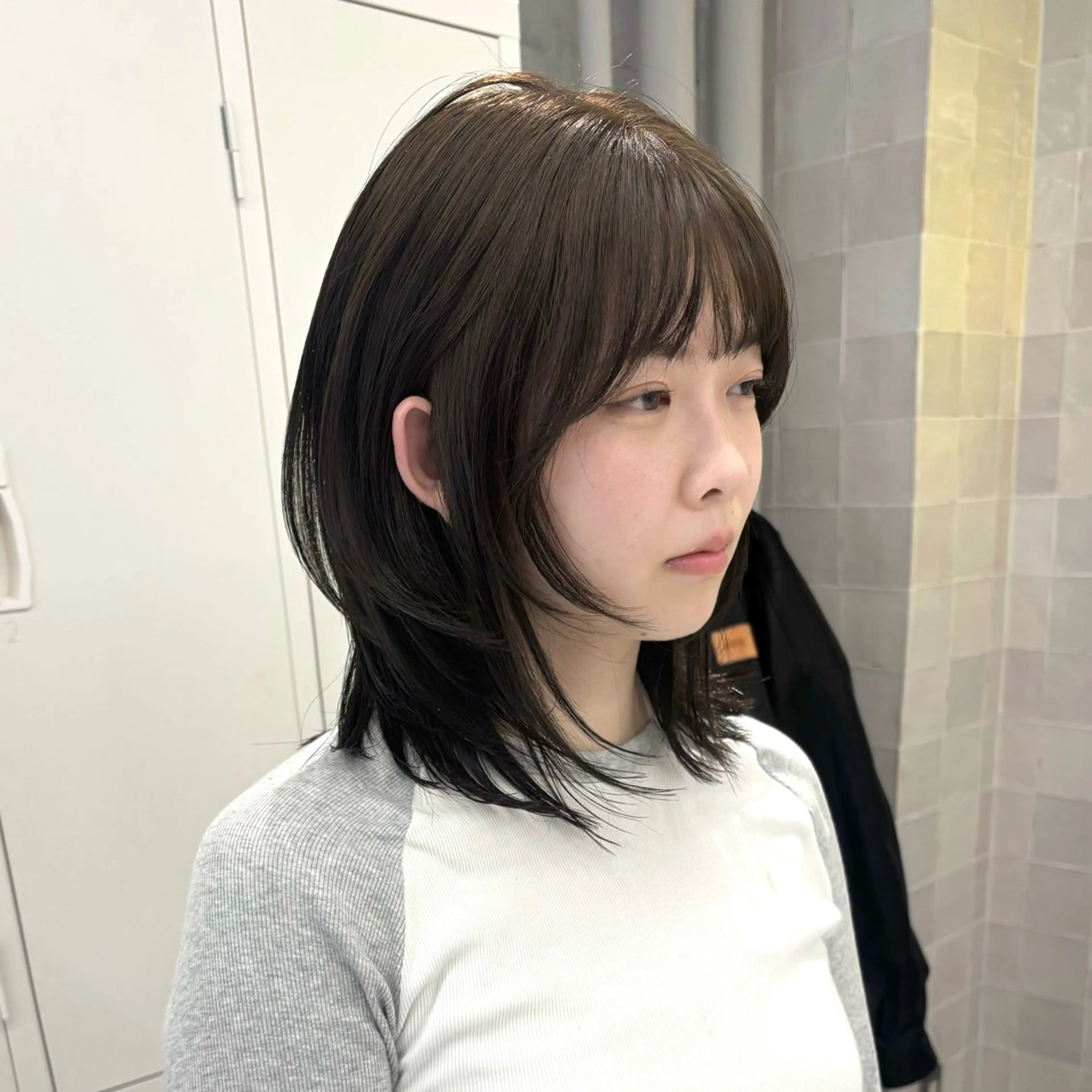 ミディアム レイヤーカット カット 韓国レイヤー/ヘア カラー🎀ayamiのヘアスタイル