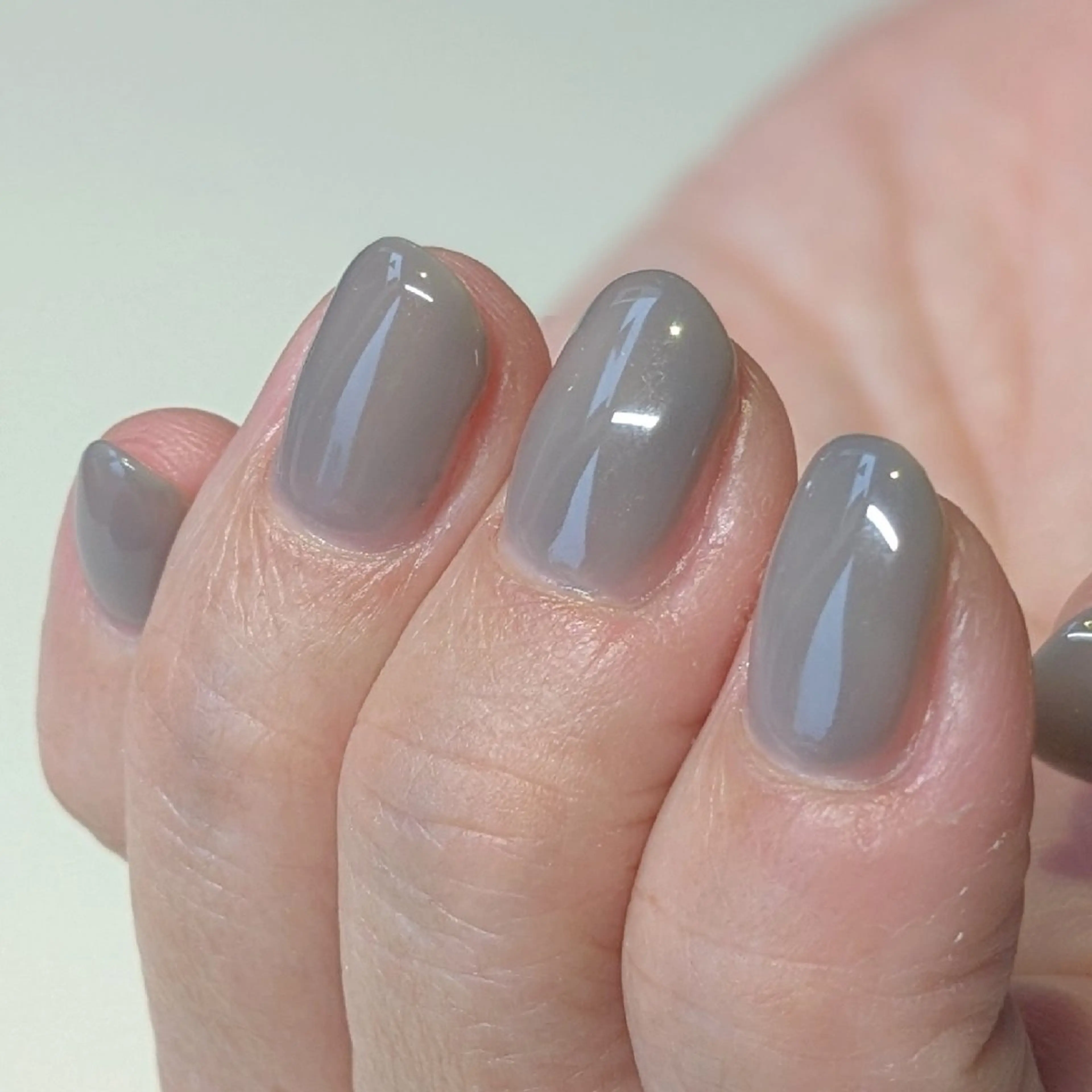 ネイル 氷ネイル・うるうるネイル ワンカラーネイル ゆりかご所属・ネイルサロン ゆりかごのネイルデザイン