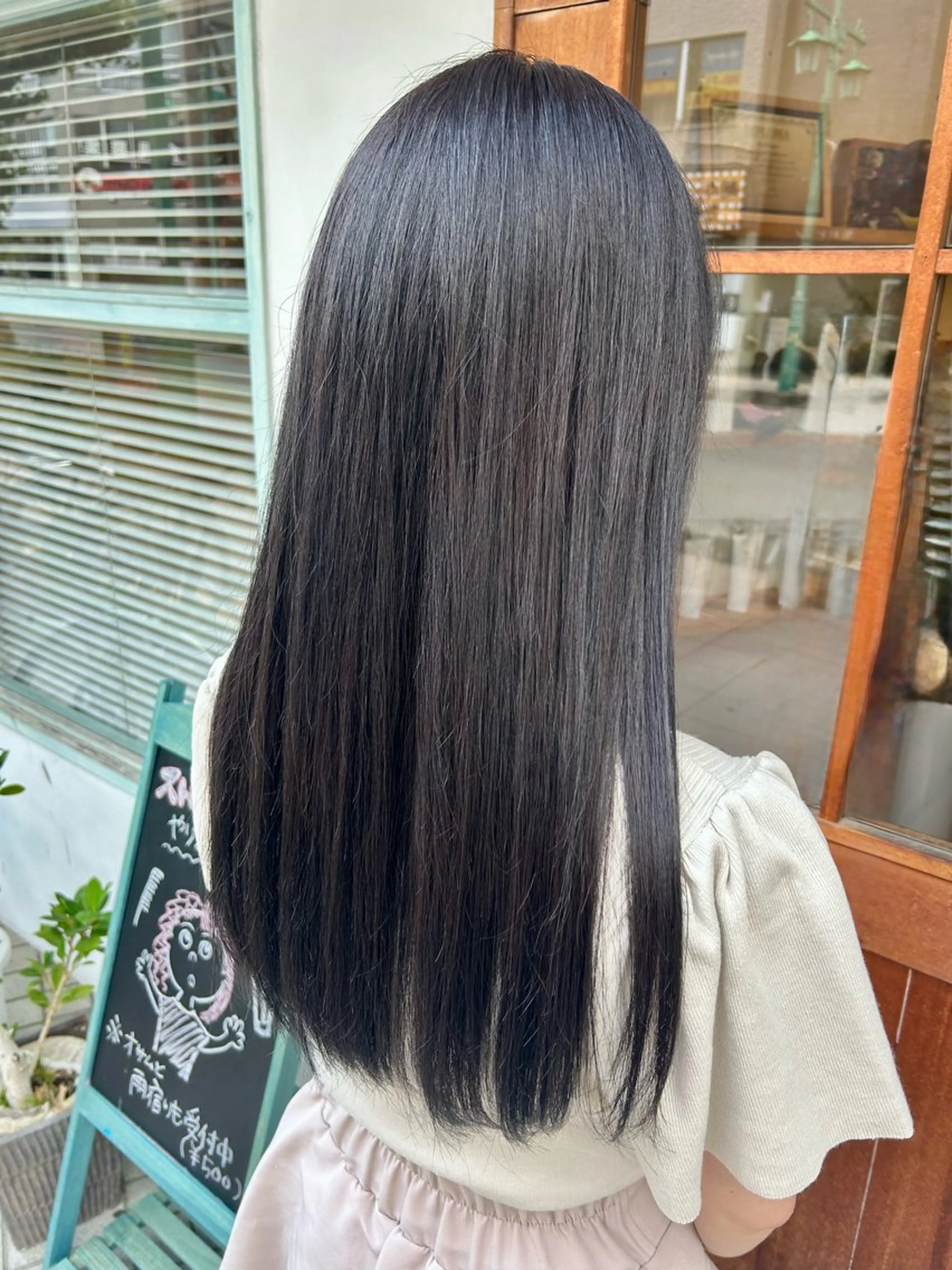 セミロング カラー ヘアカラー トリートメント あずま みゆのヘアスタイル