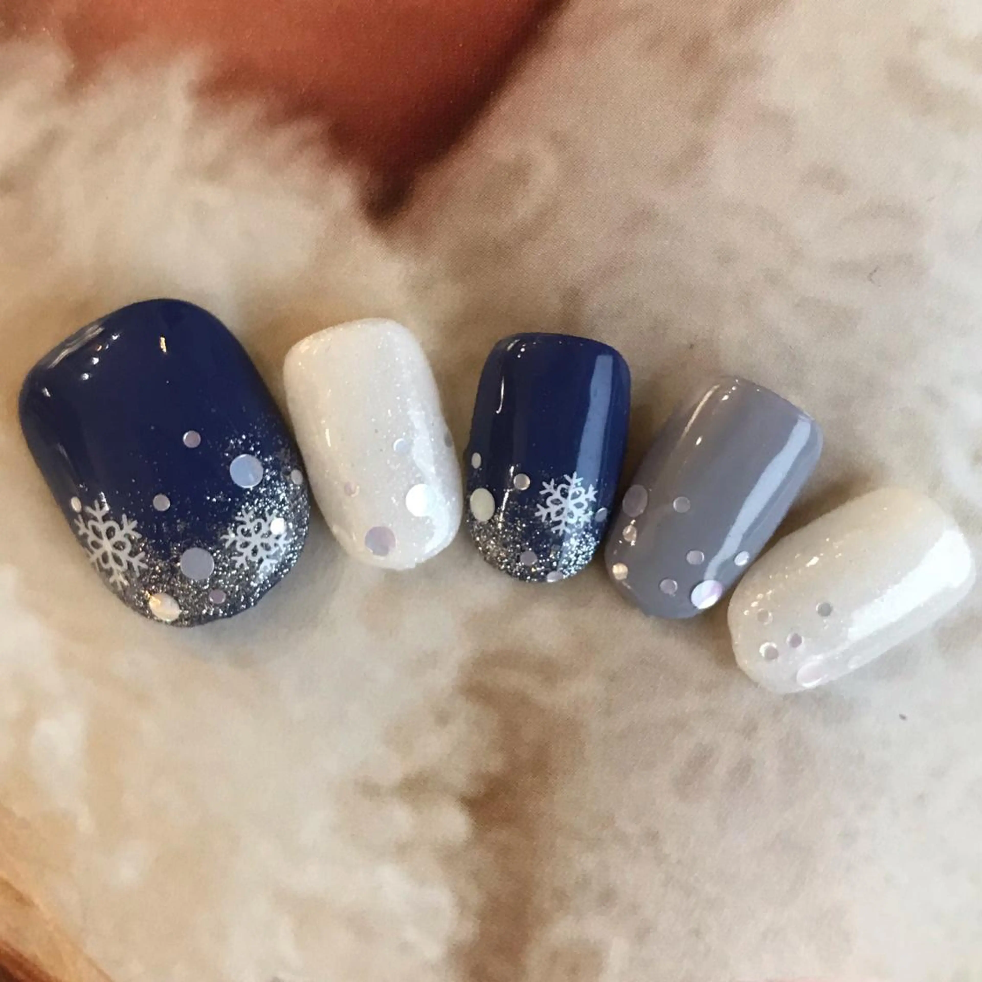 ネイル 練馬駅近ネイルラニ 不細工爪90分で美爪のネイルデザイン