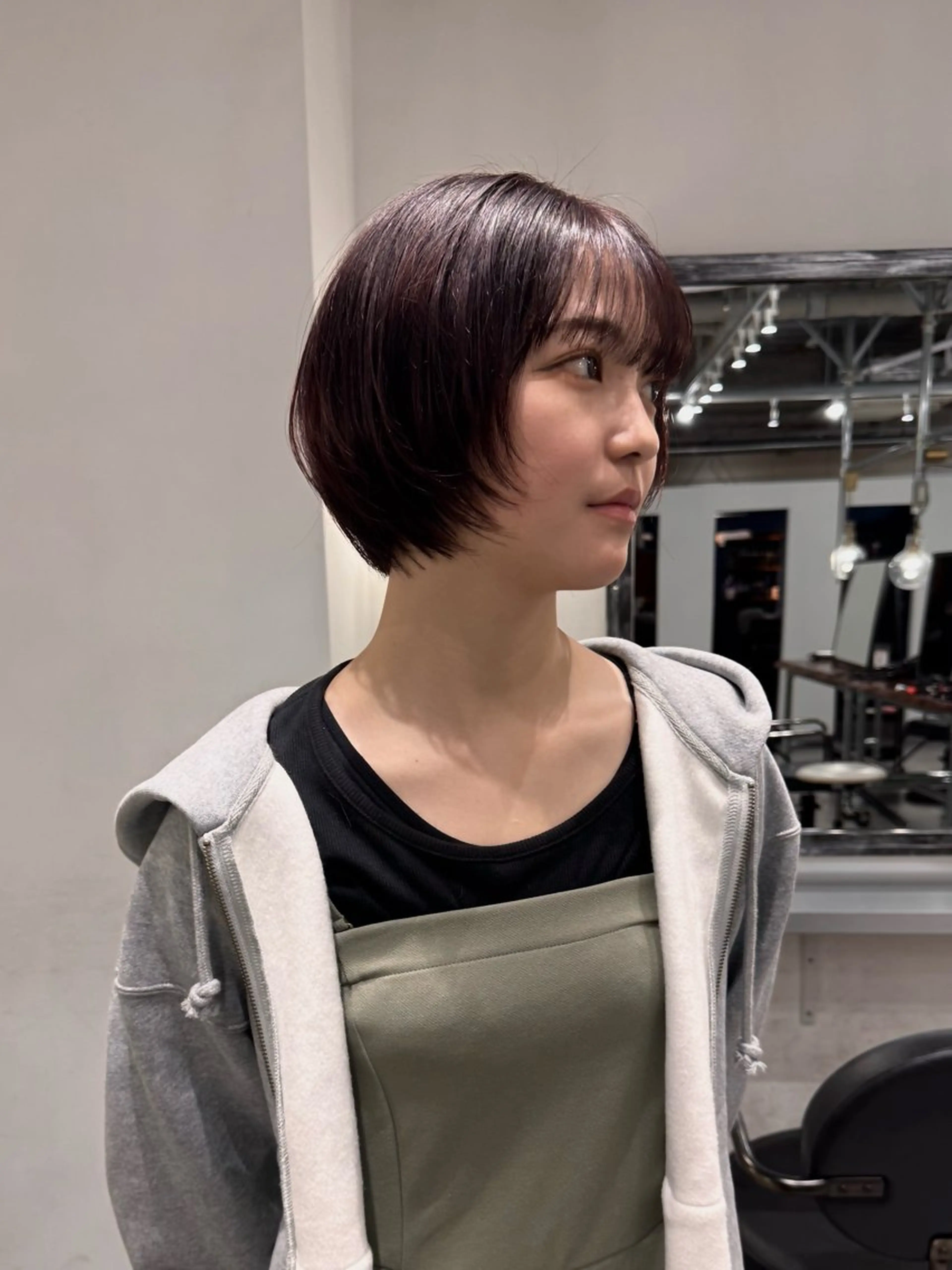 ショート HOLLY 髙橋ユウキのヘアスタイル