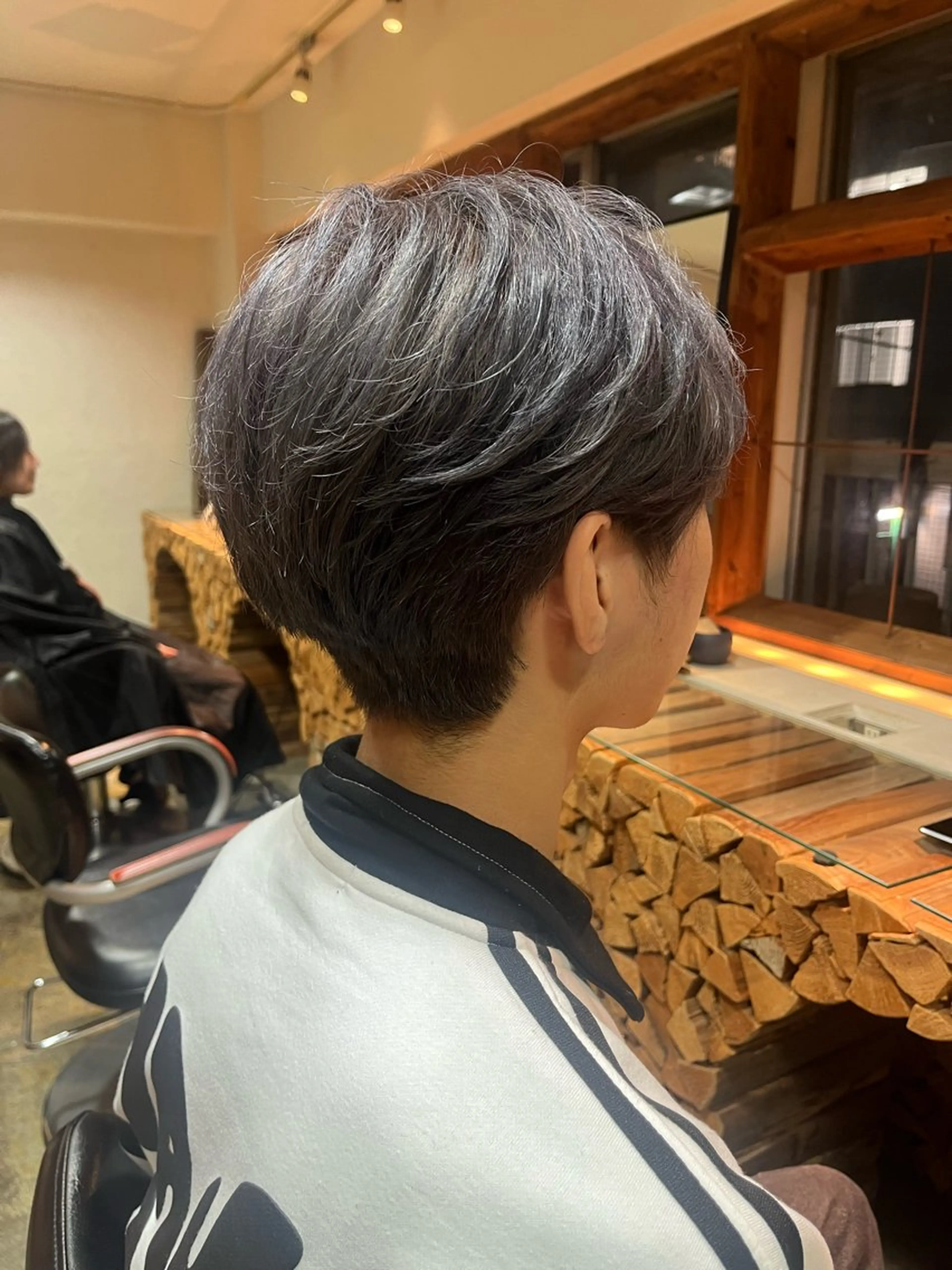 ショート メンズ 須藤　優真 レイヤーボブ　ウルフのヘアスタイル