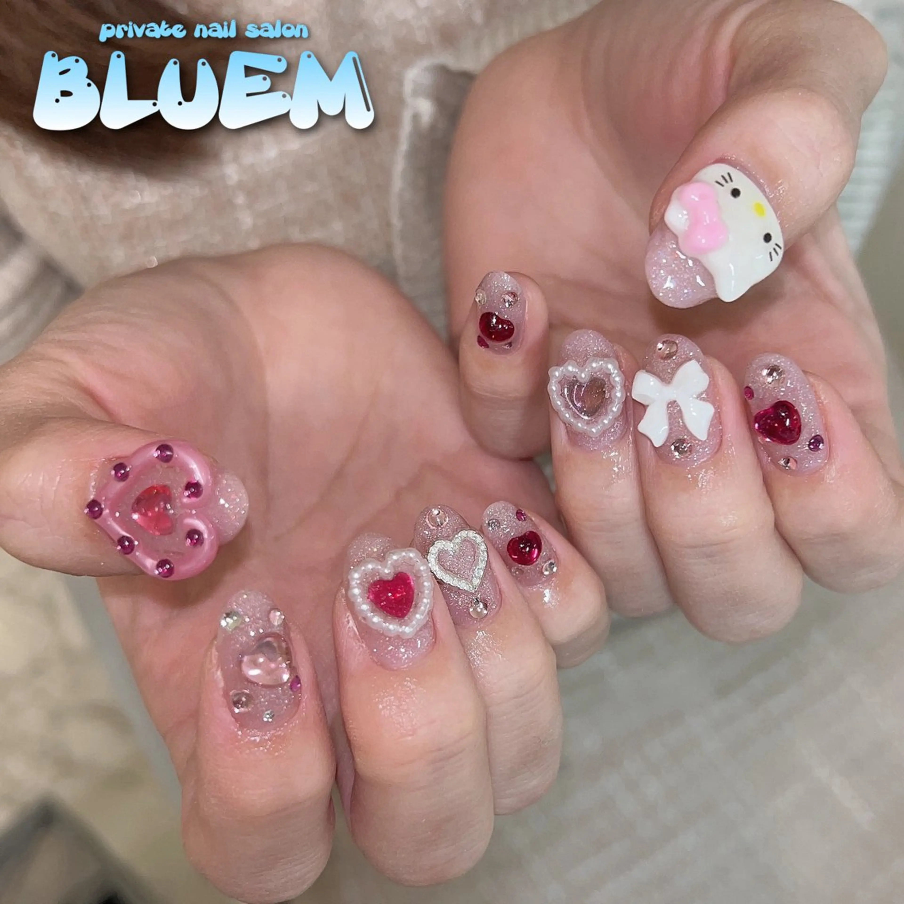 ネイル ハンドネイル BLUEM なな🐶のネイルデザイン