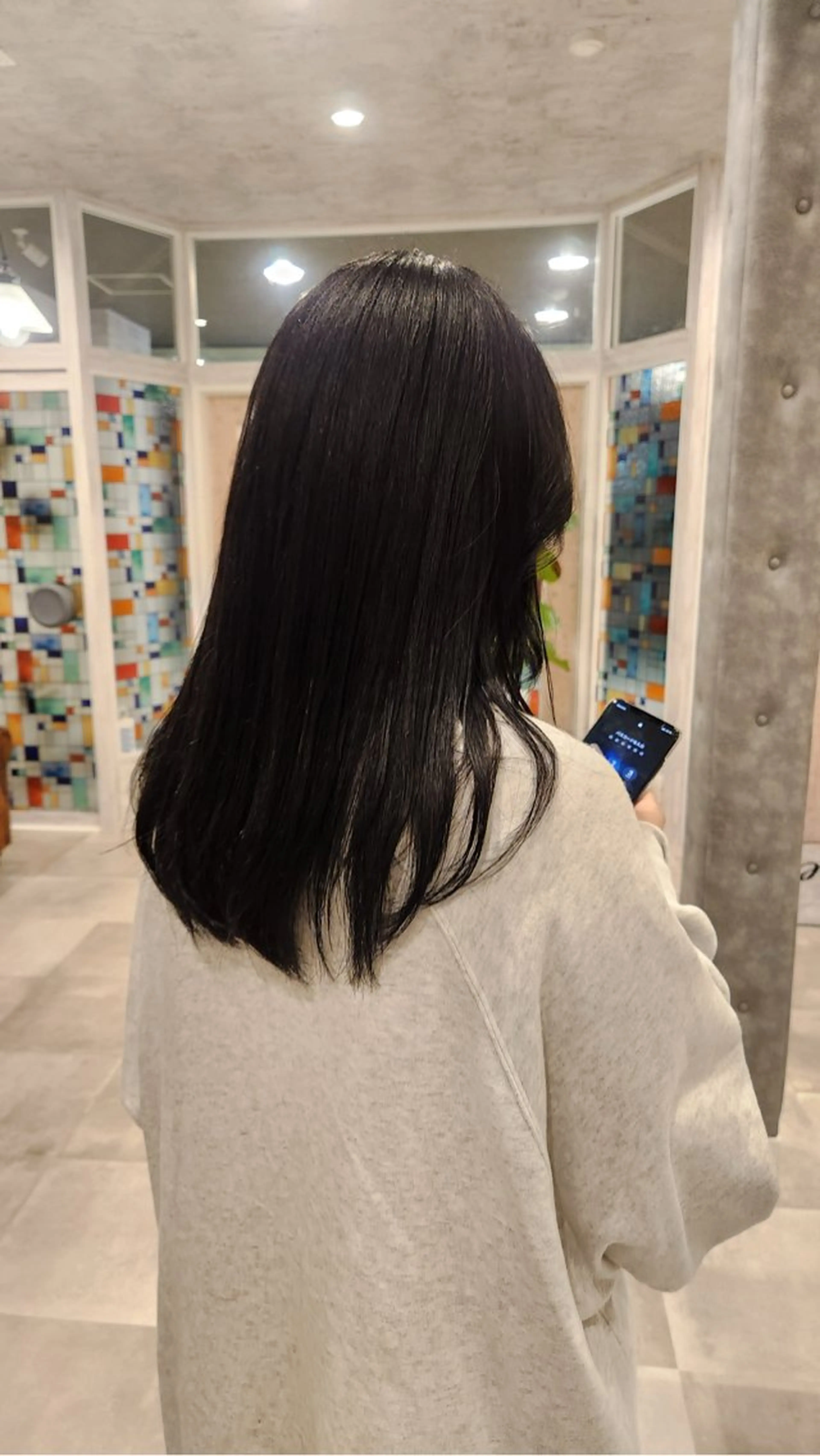 セミロング カラー Calbari 鎌田美歩のヘアスタイル