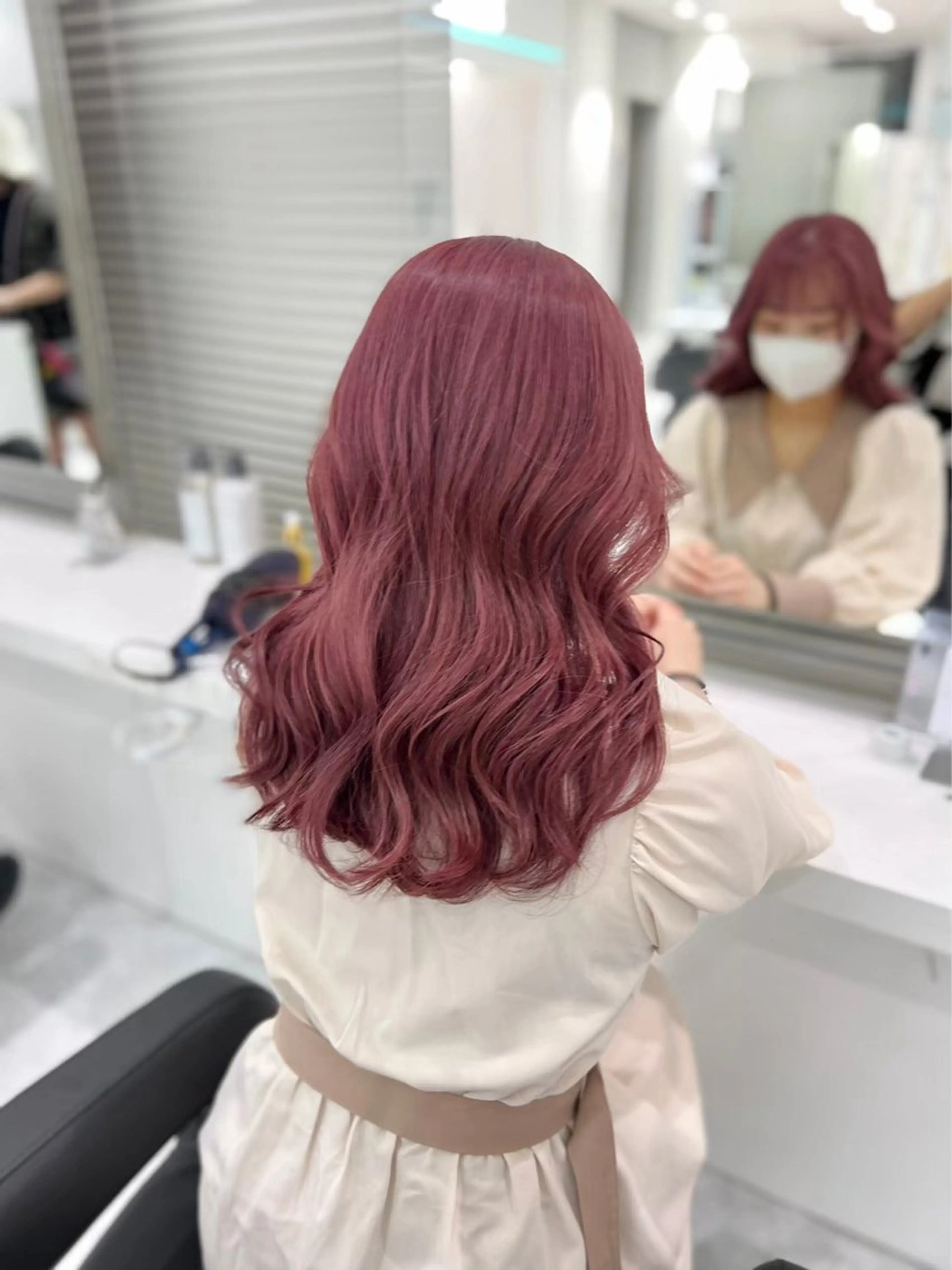 セミロング カラー ヘアアレンジ ブリーチ 透明感カラー ブリーチなしカラー 髪質改善 似合わせカット 🫧艶感  ハイトー ン／ブリーチ🫧のヘアスタイル