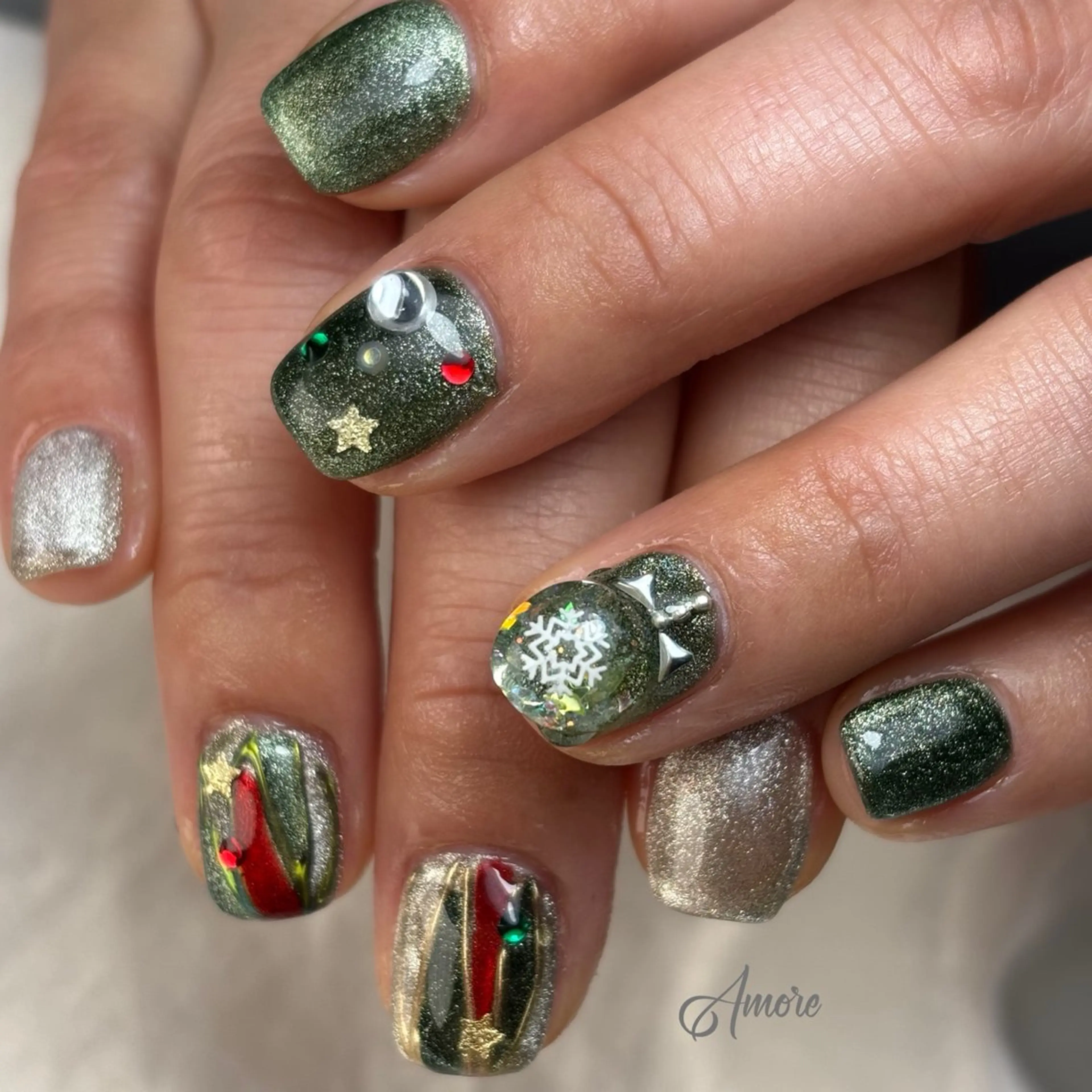 ネイル ジェルネイル キラキラネイル 韓国ネイル マグネットネイル パラジェル You kyehwaのネイルデザイン