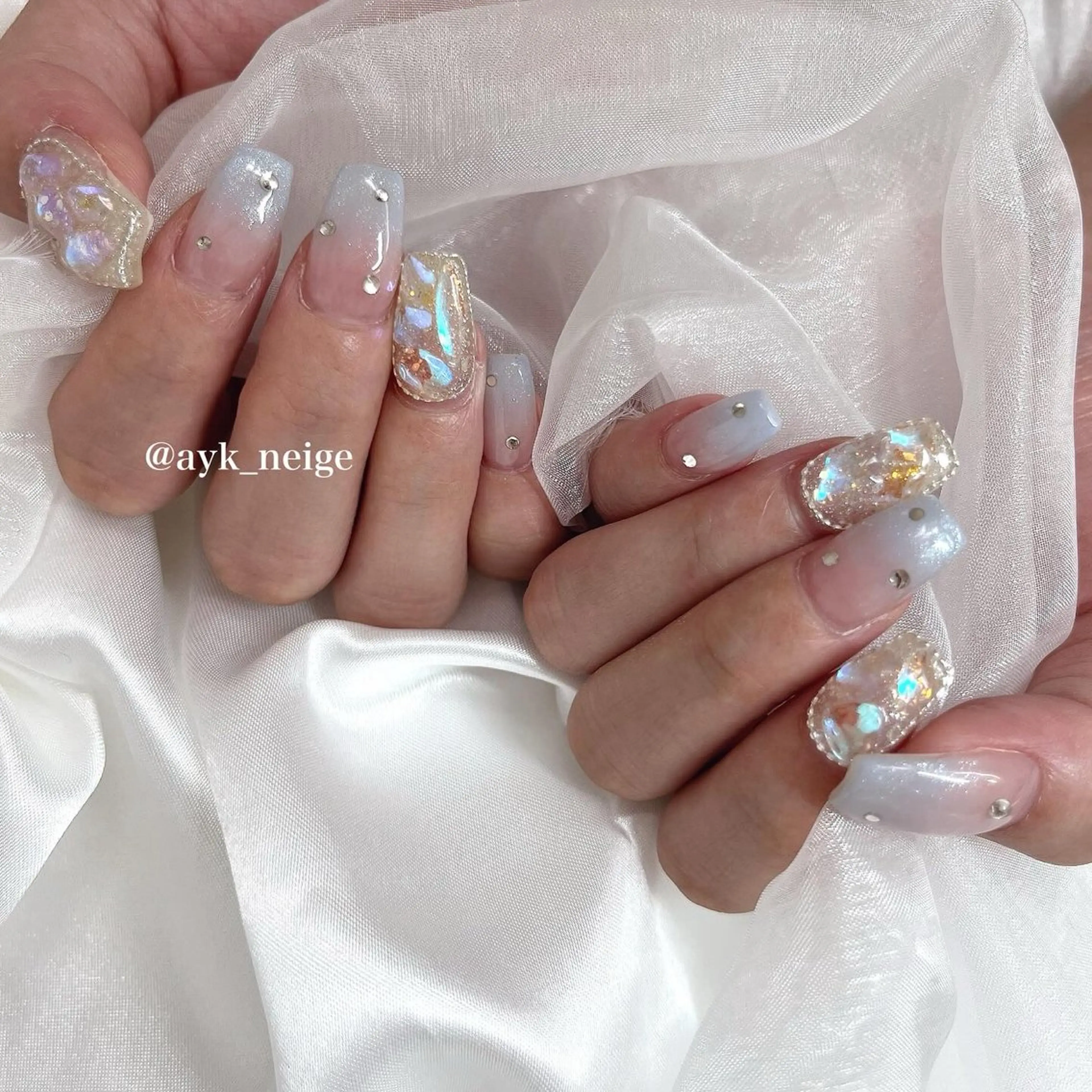 ネイル フットネイル フレンチネイル キラキラネイル 韓国ネイル マグネットネイル n'eige nail所属・大谷 綾香のネイルデザイン