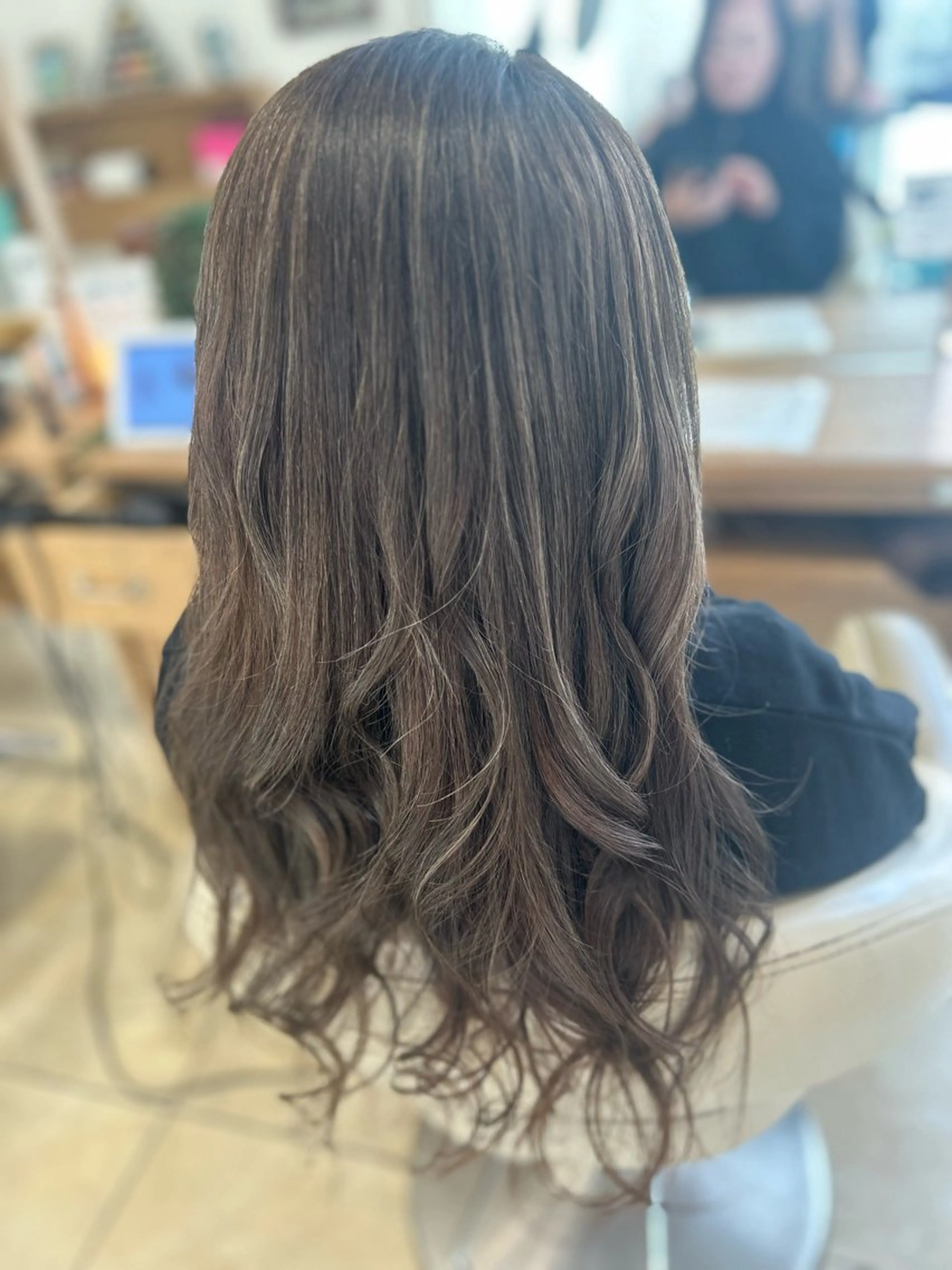 ロング カラー ハイライトカラー ハイライト hair make　earth熊本嘉島店所属・小久保 彰子のヘアスタイル