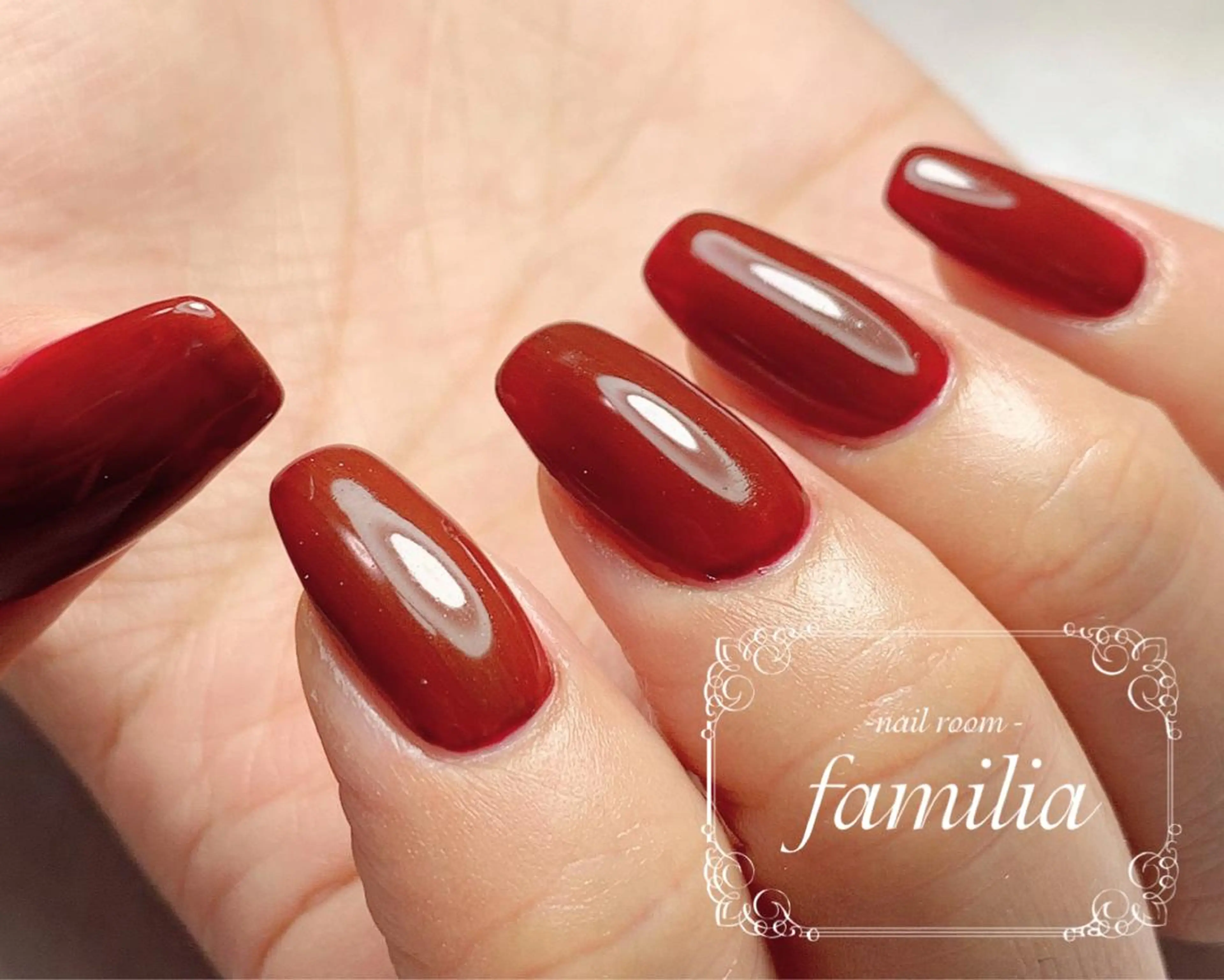 ネイル ハンドネイル -nailroom- familiaのネイルデザイン