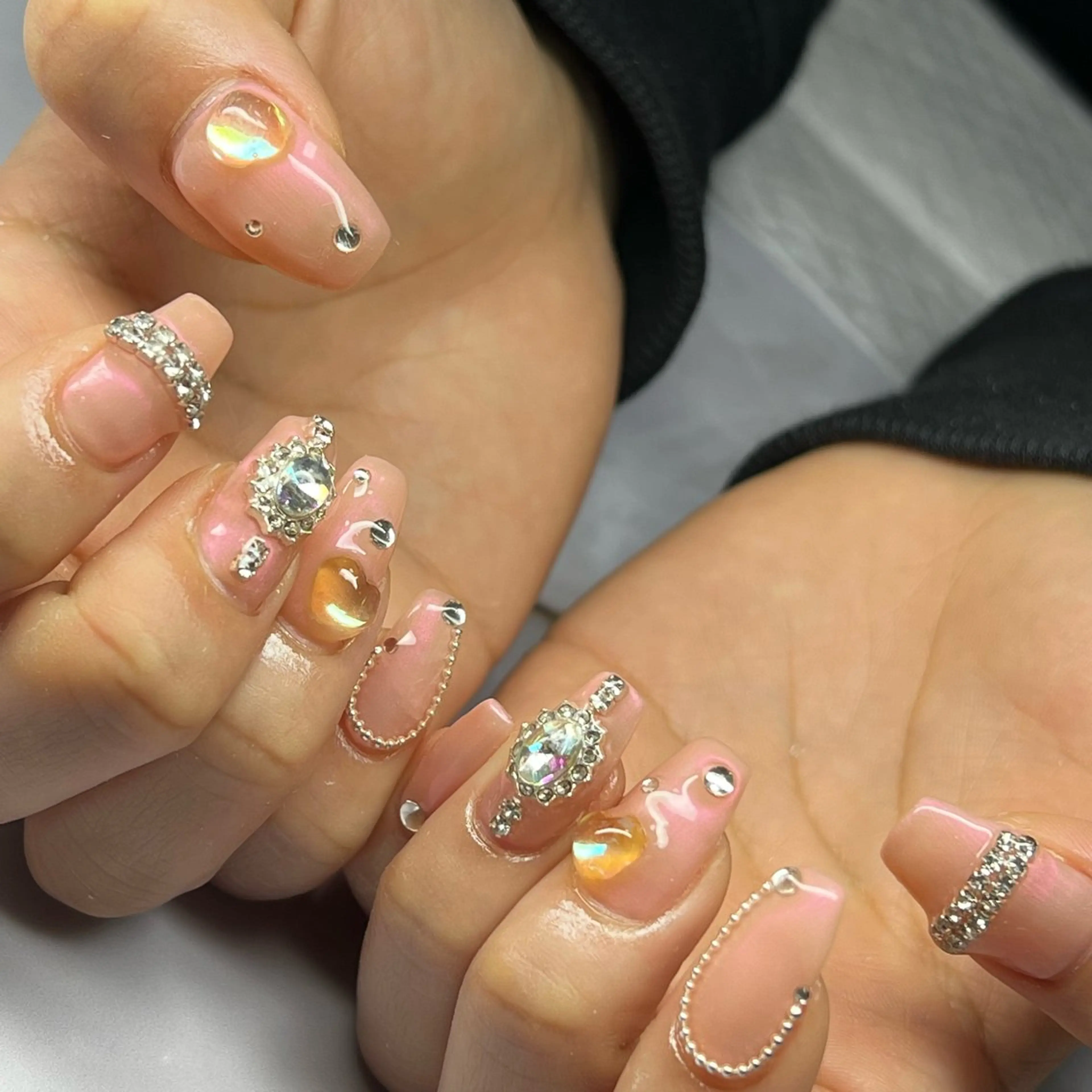 ネイル Dia Nail AKIのネイルデザイン