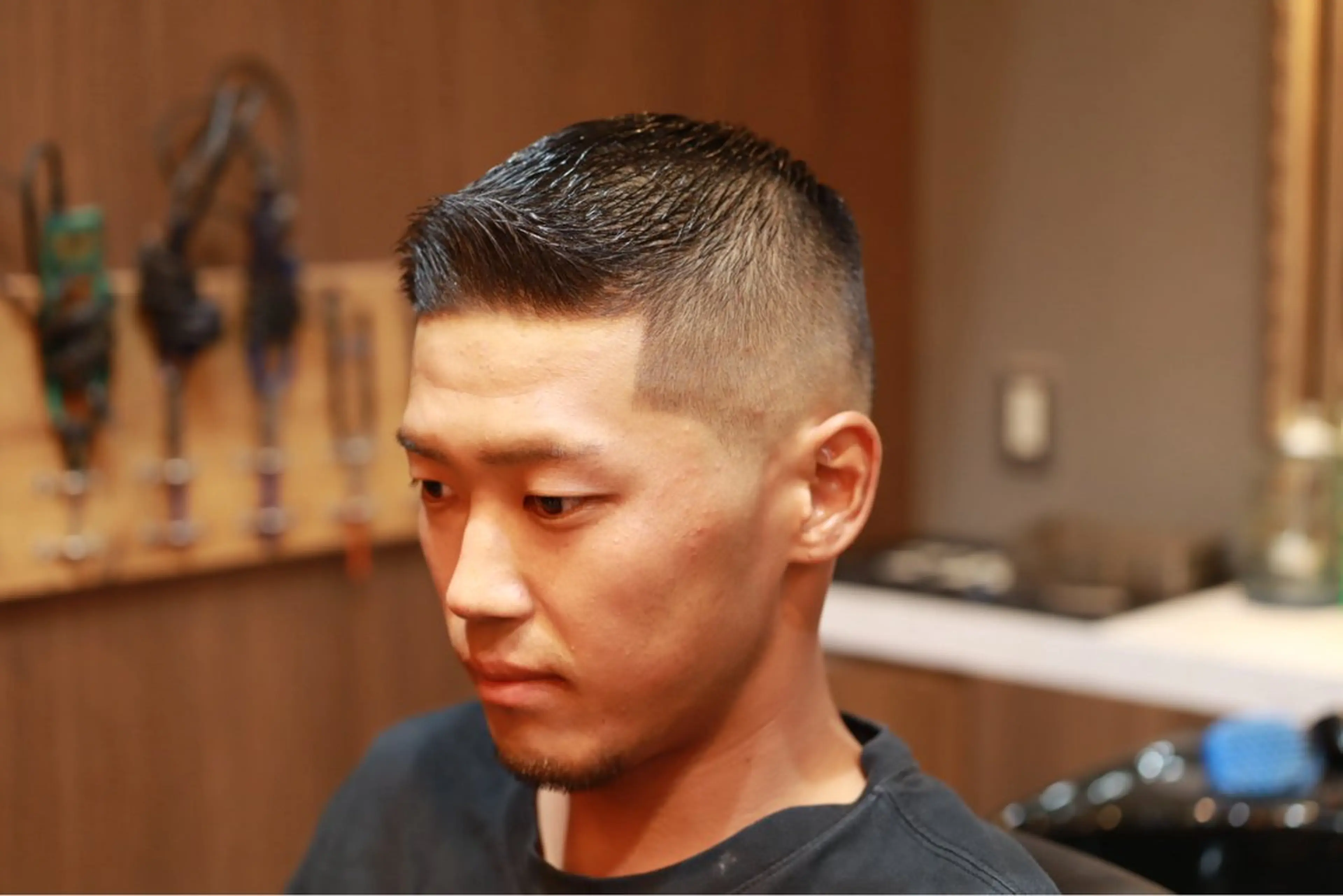 ショート メンズ フェードカット スキンフェード なかで りゅうのすけのヘアスタイル