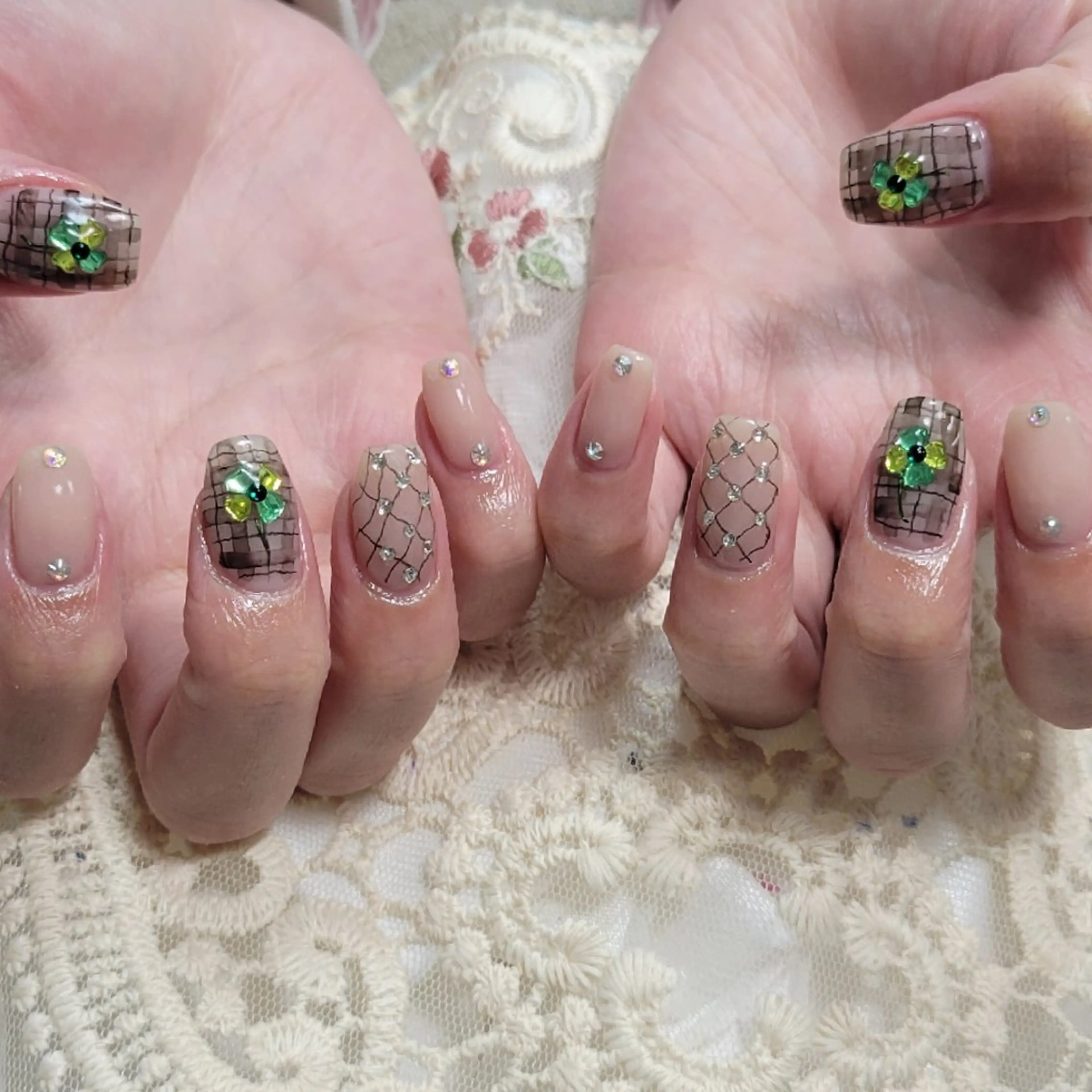 ネイル ハンドネイル ネイルサロンほっこり kanaのネイルデザイン