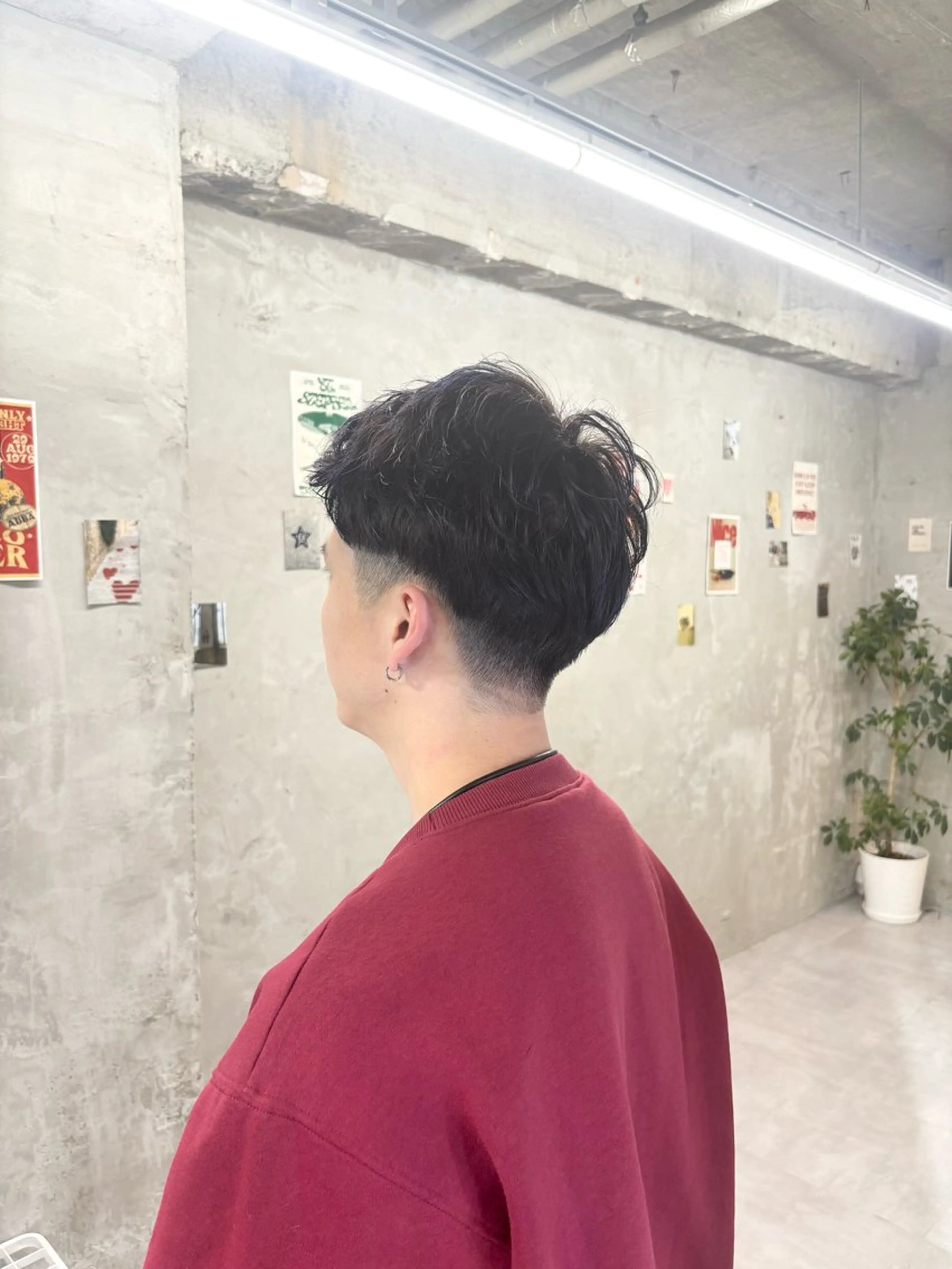 ショート カラー メンズ 刈り上げ カット ヘアカラー トリートメント door white hideのヘアスタイル