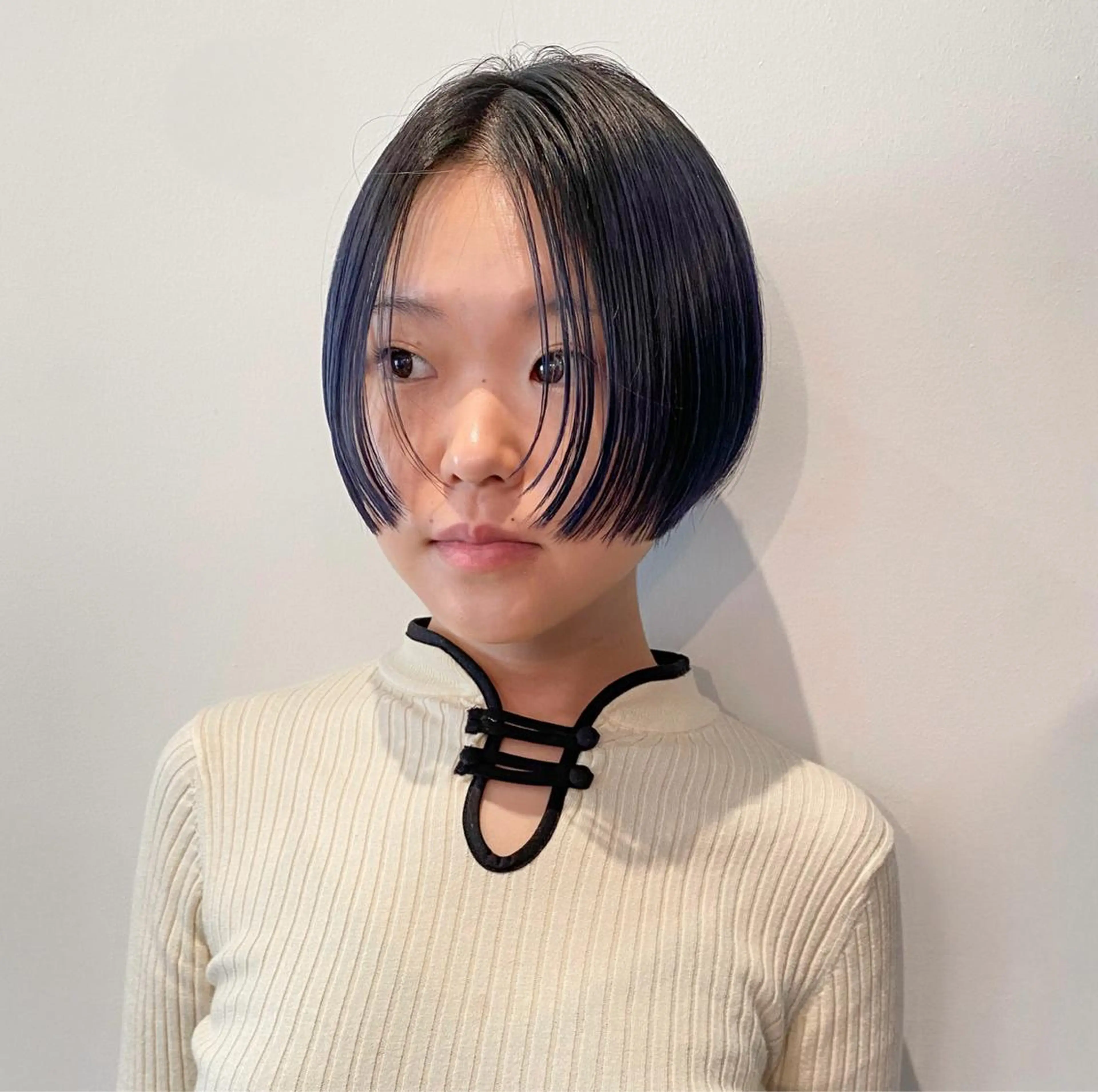 ショート カラー ヘアアレンジ ハンサムショート ネイビーカラー パープルカラー ショートヘア Nancy所属・束感まつげ❤︎ あみのマツエク・マツパデザイン