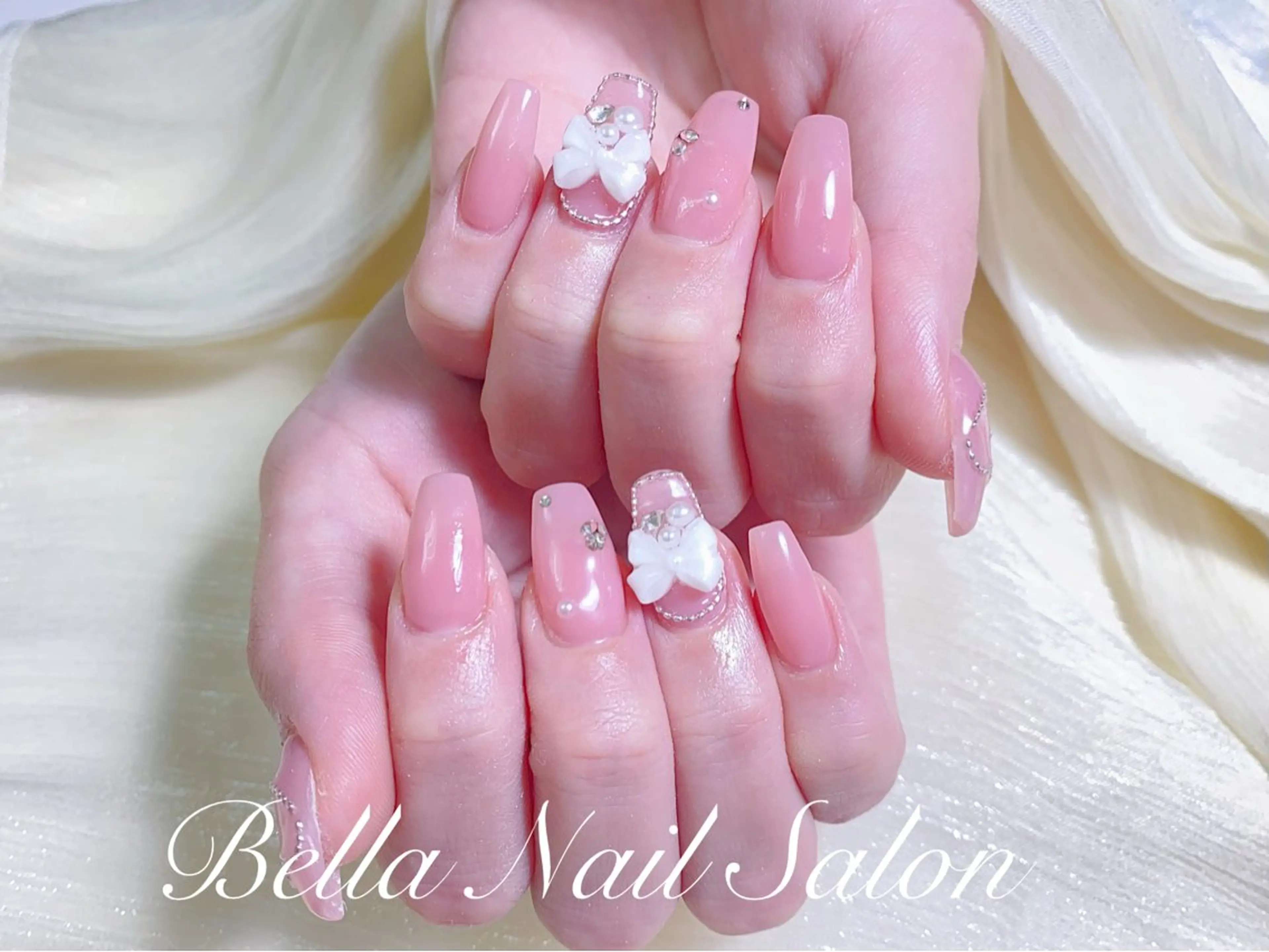 ネイル 持ち込み ハンドネイル Bella Nail Salonパラジェルのネイルデザイン