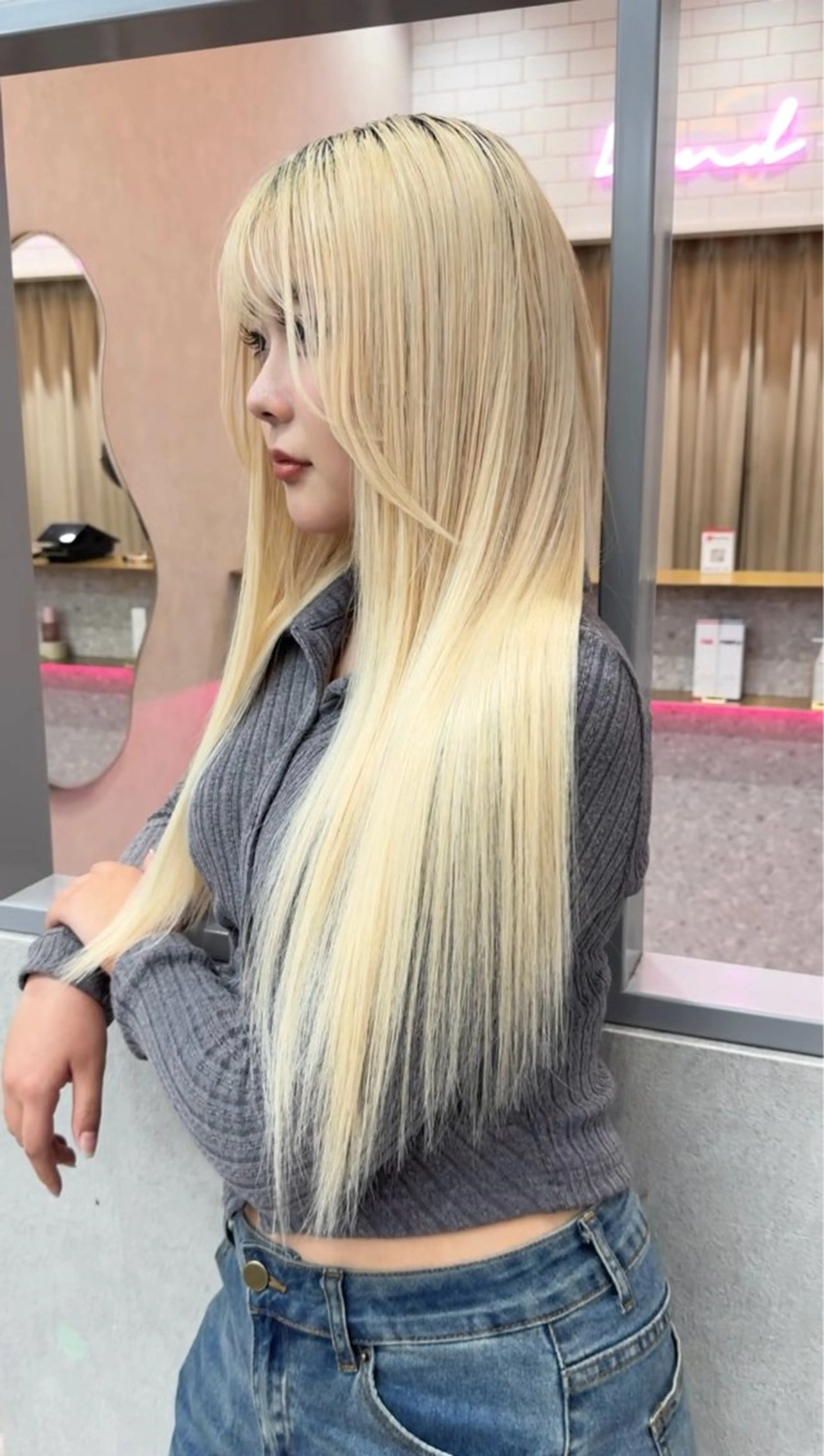 ロング ヘアカラー 坂口 京平のヘアスタイル