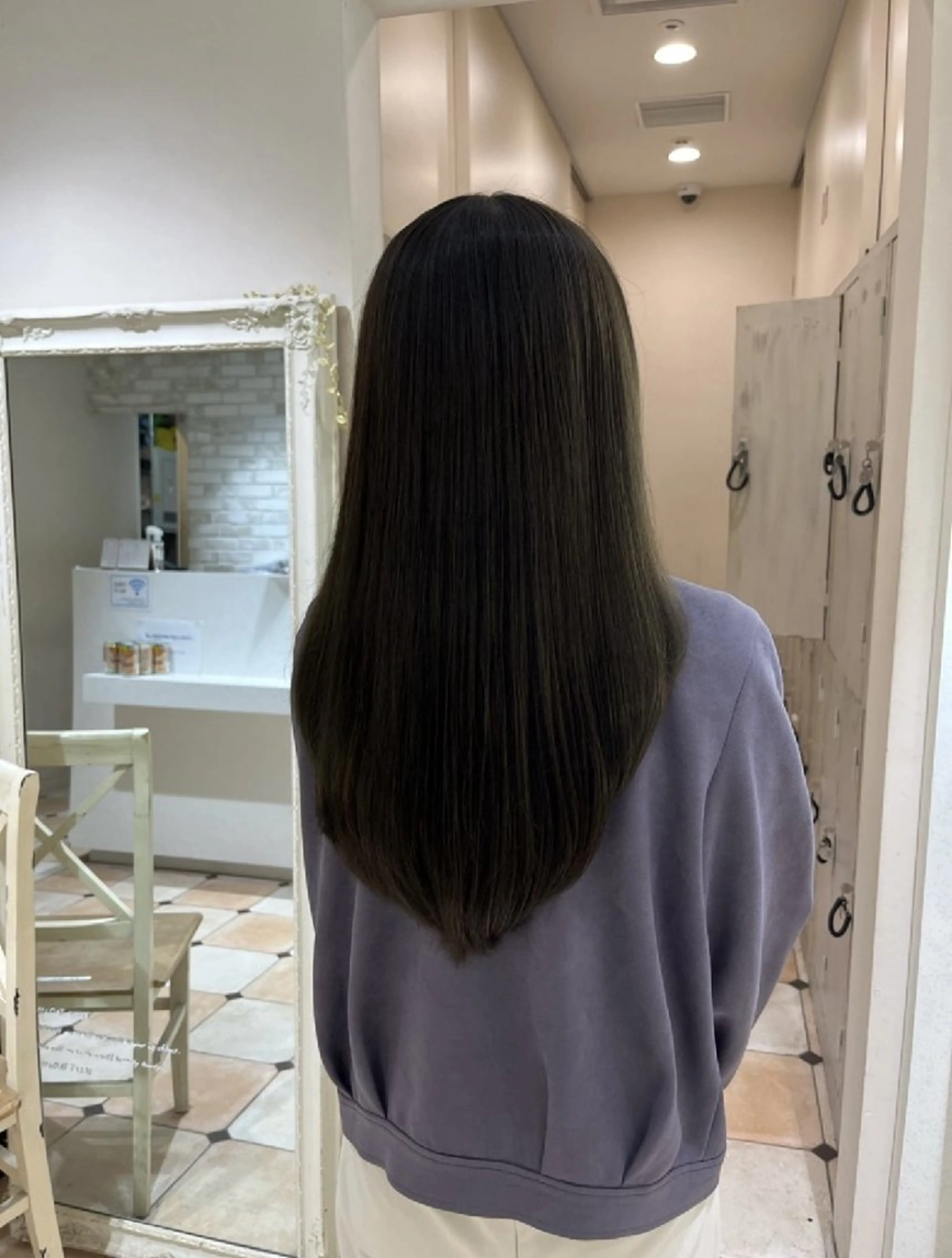 カラー ベージュカラー オリーブベージュ ヘアカラー 森木 沙弥のヘアスタイル
