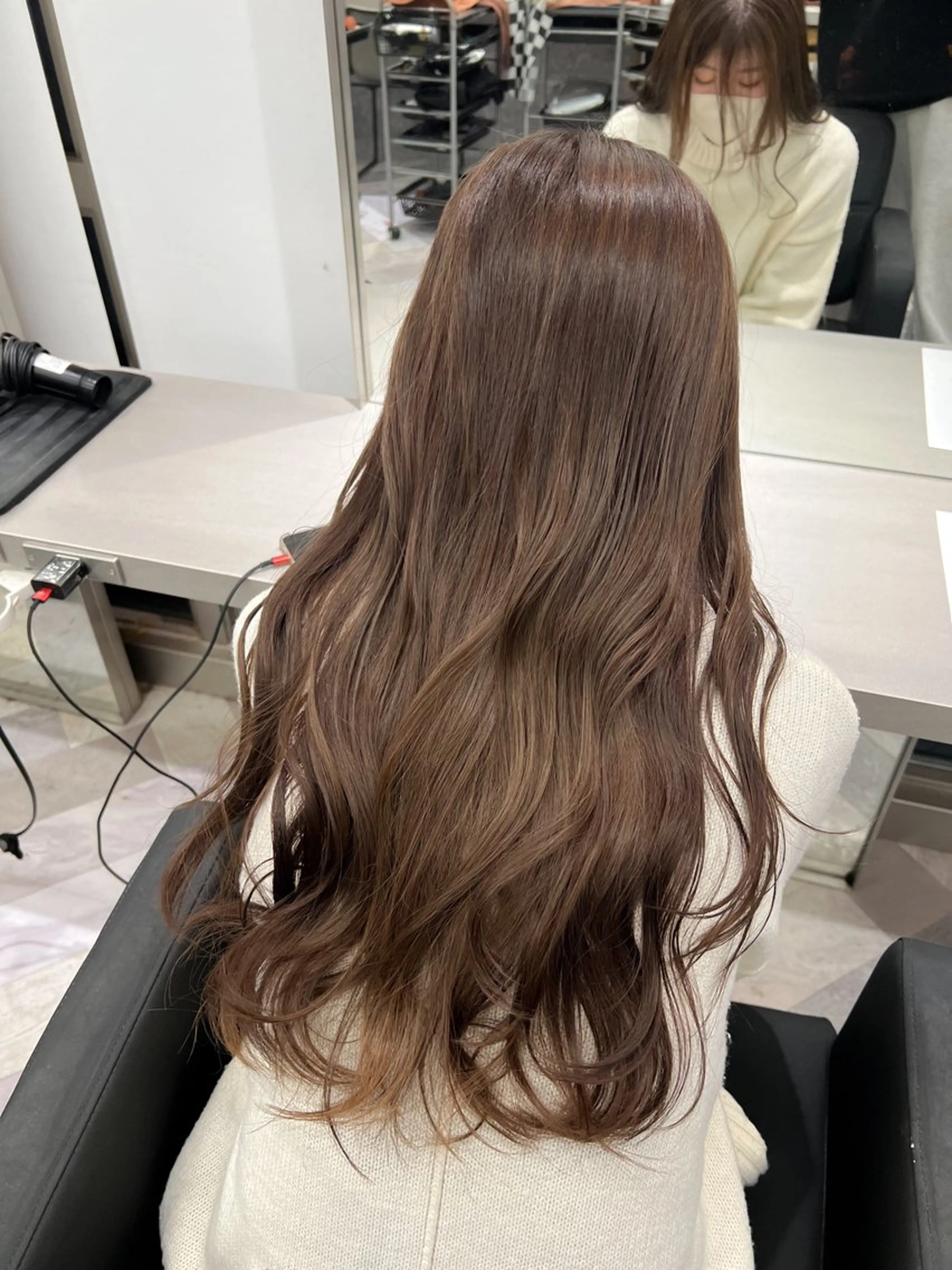 ロング カラー ヘアカラー トリートメント 艶ハイトーン‪‪🔆 ️️️安座間 希のヘアスタイル