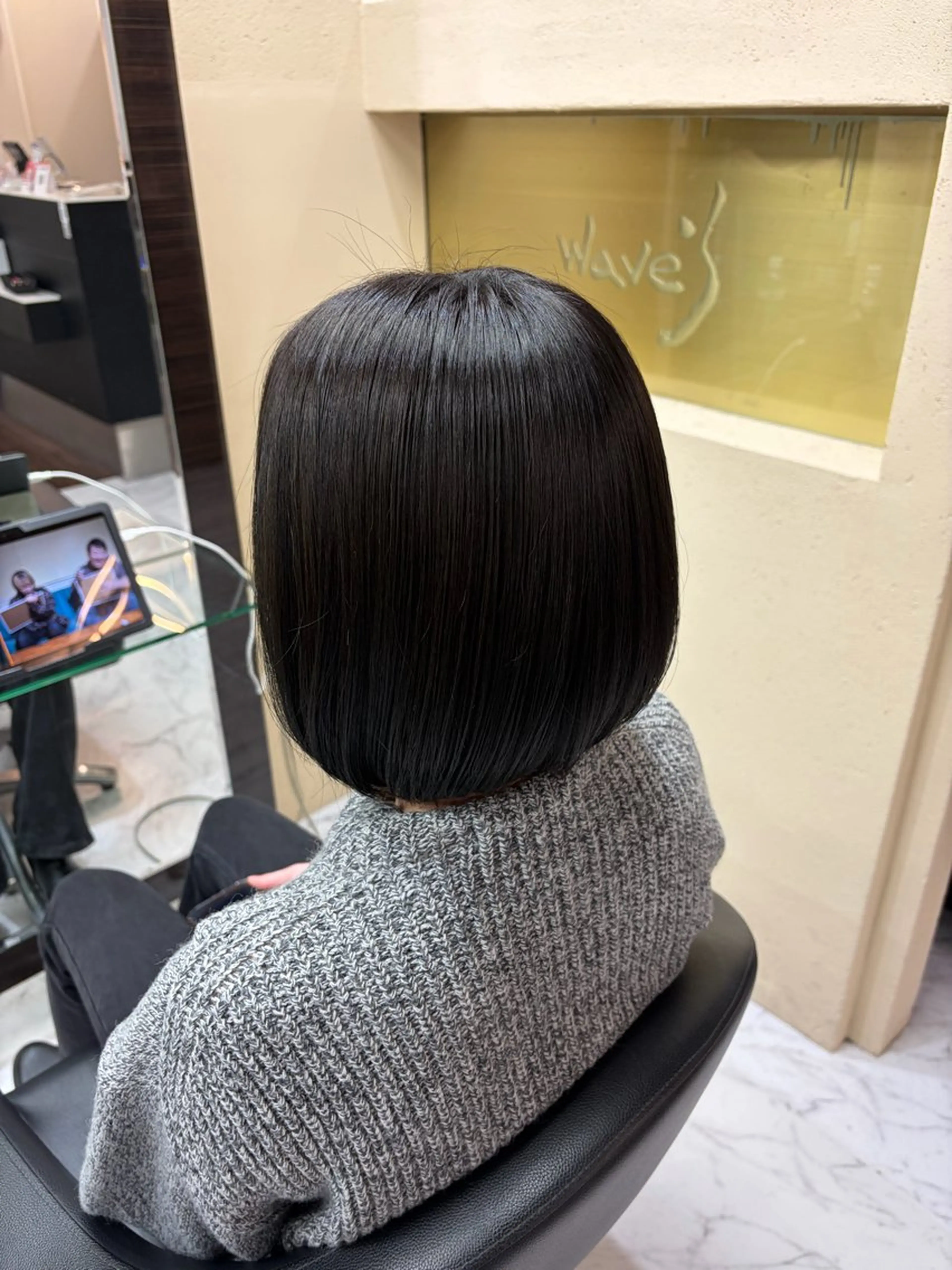 ミディアム カラー 黒髪 ヘアカラー 旗手 沙和のヘアスタイル