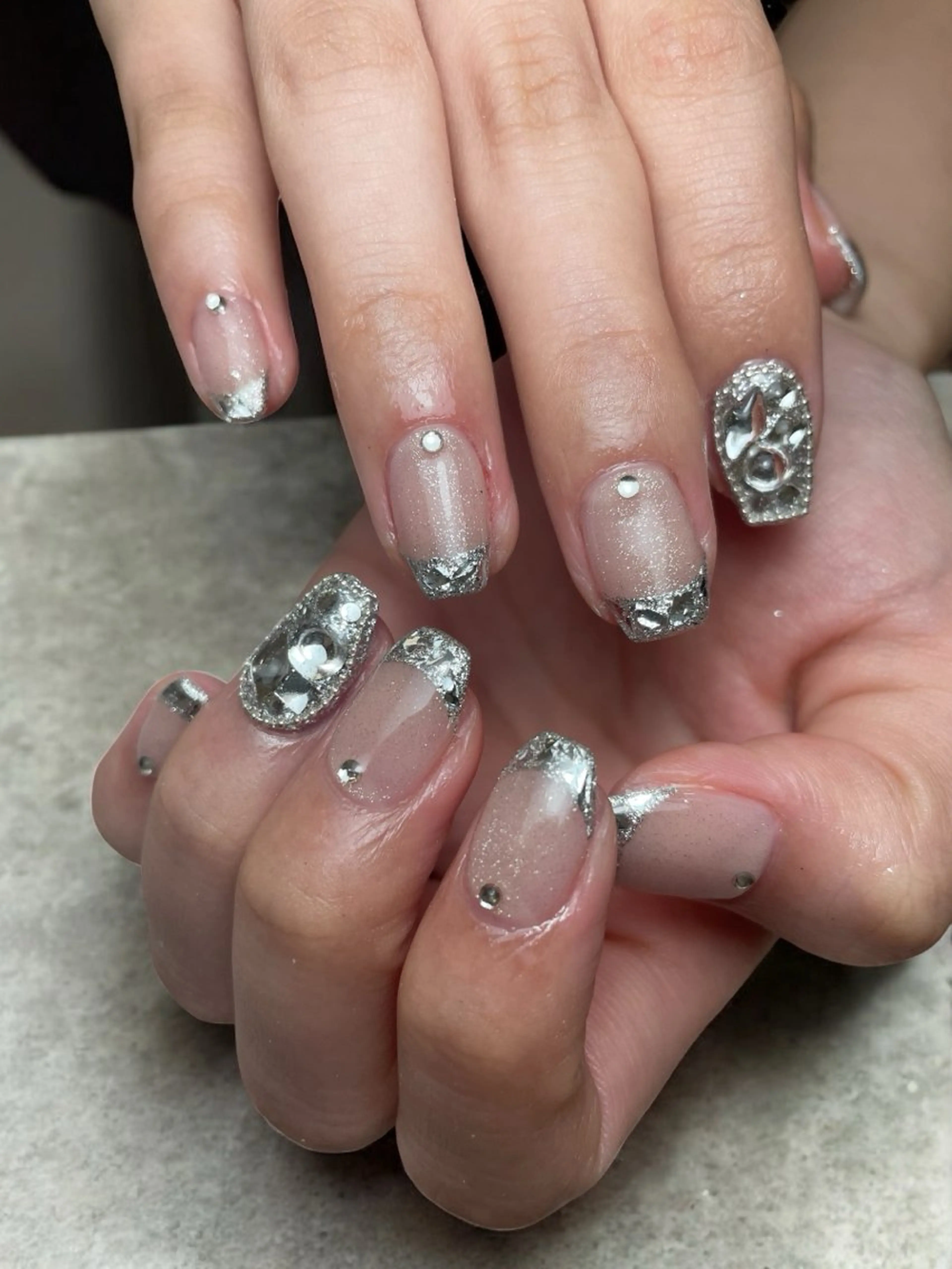 ネイル ハンドネイル Hisaka Mikiのネイルデザイン