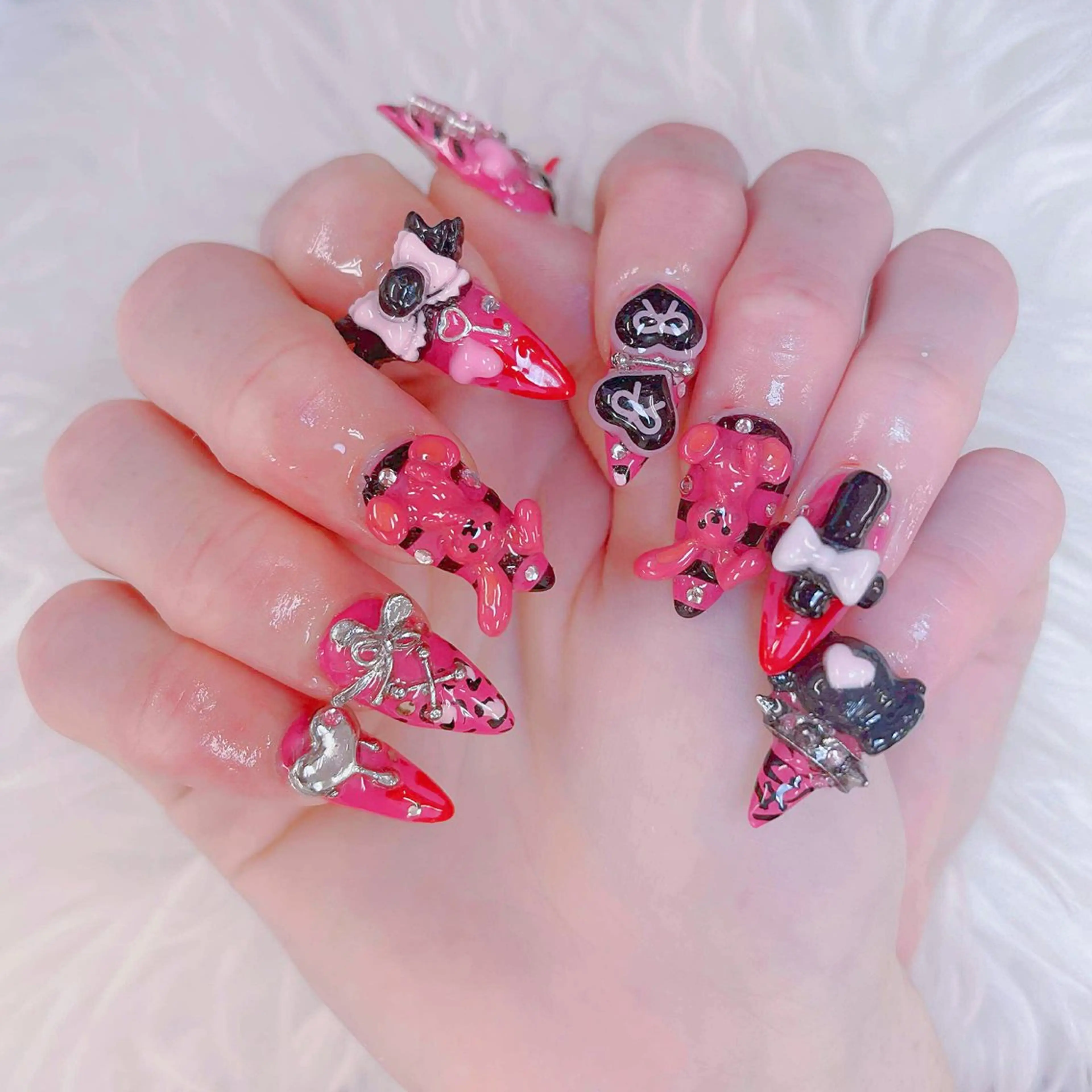 ネイル ハンドネイル ANH NAIL ゴテゴテ専門店💎のネイルデザイン