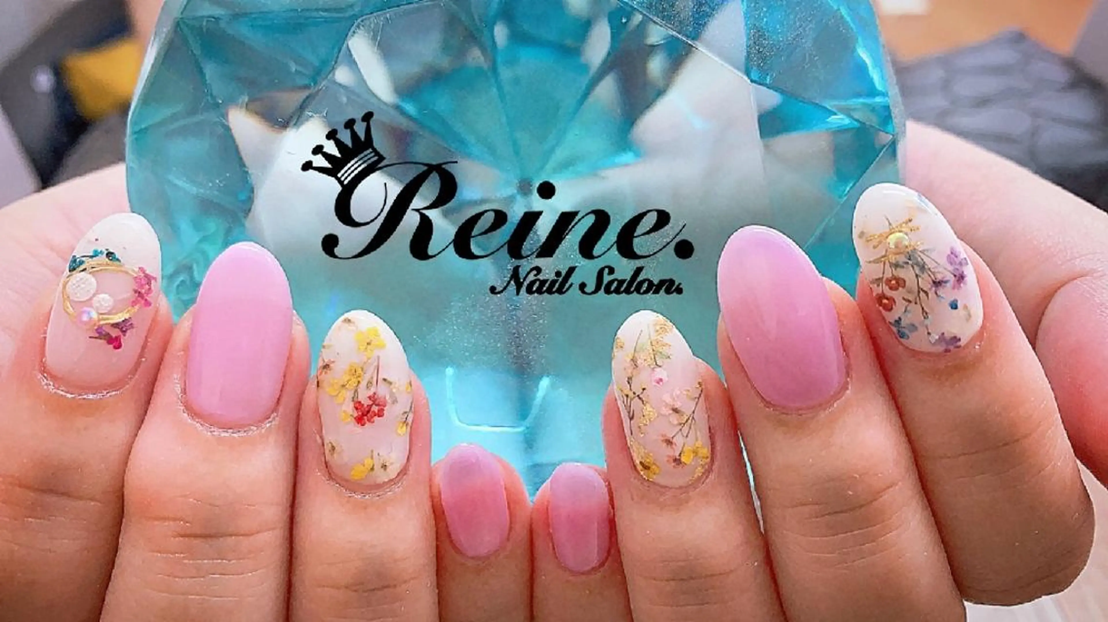 ネイル 春ネイル Nailsalon Reine所属・玉栄 伶奈のネイルデザイン