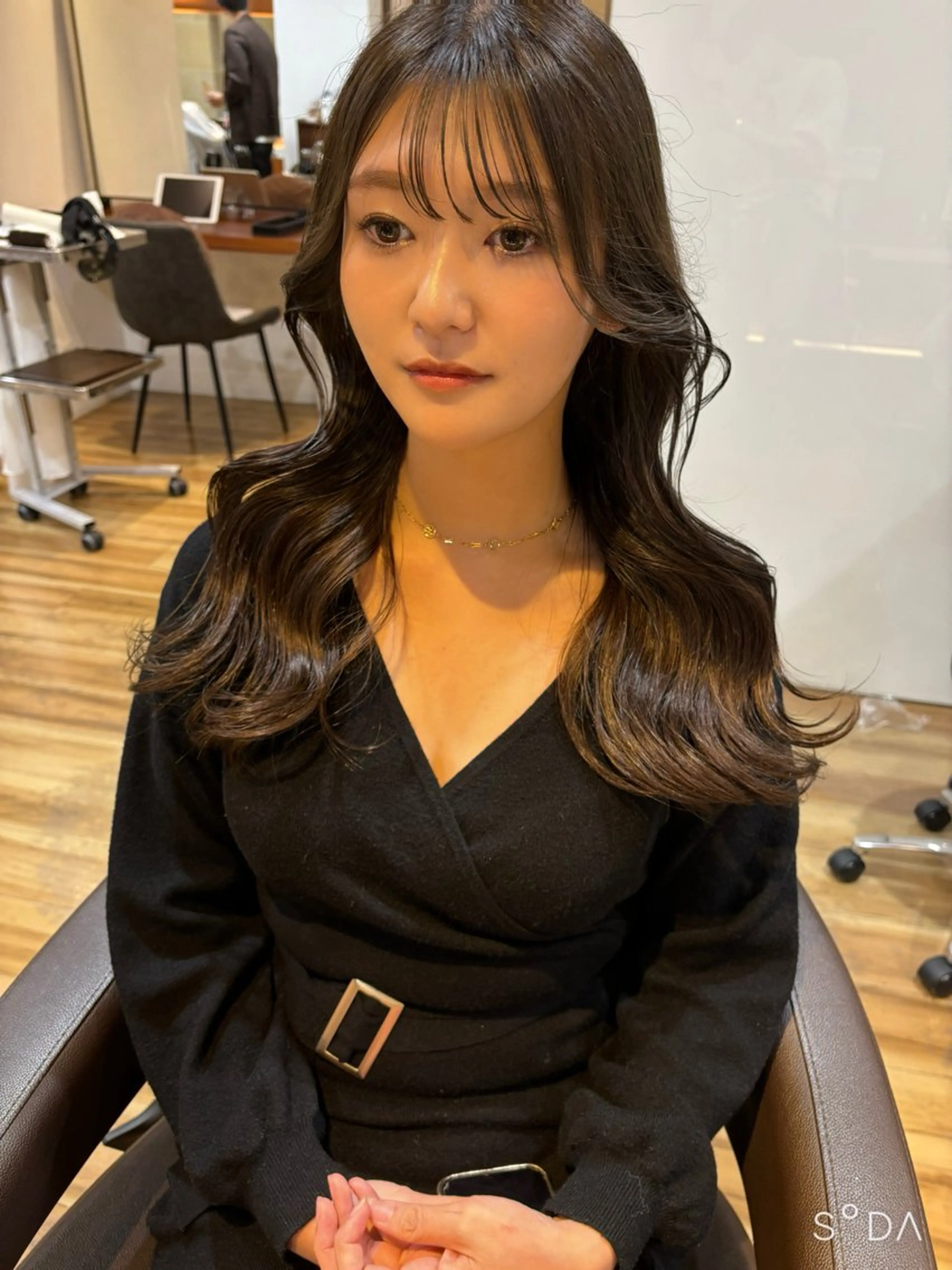 ロング カラー ベージュカラー 透明感カラー オリーブベージュ ヨシンモリ カット ヘアカラー トリートメント レイヤーカット /透明感/千葉怜寿のヘアスタイル