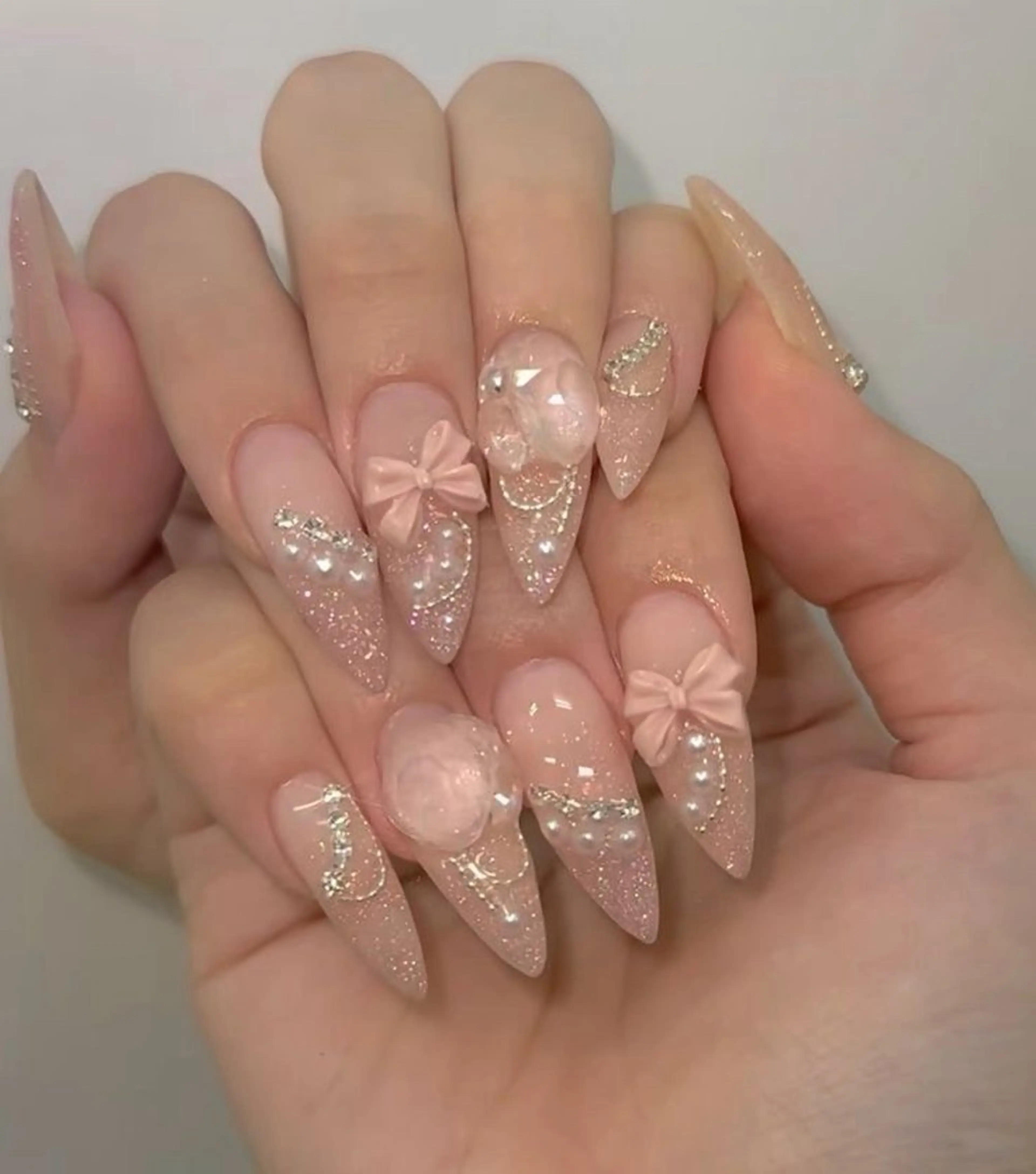 ネイル ハンドネイル Lee Nailsのネイルデザイン
