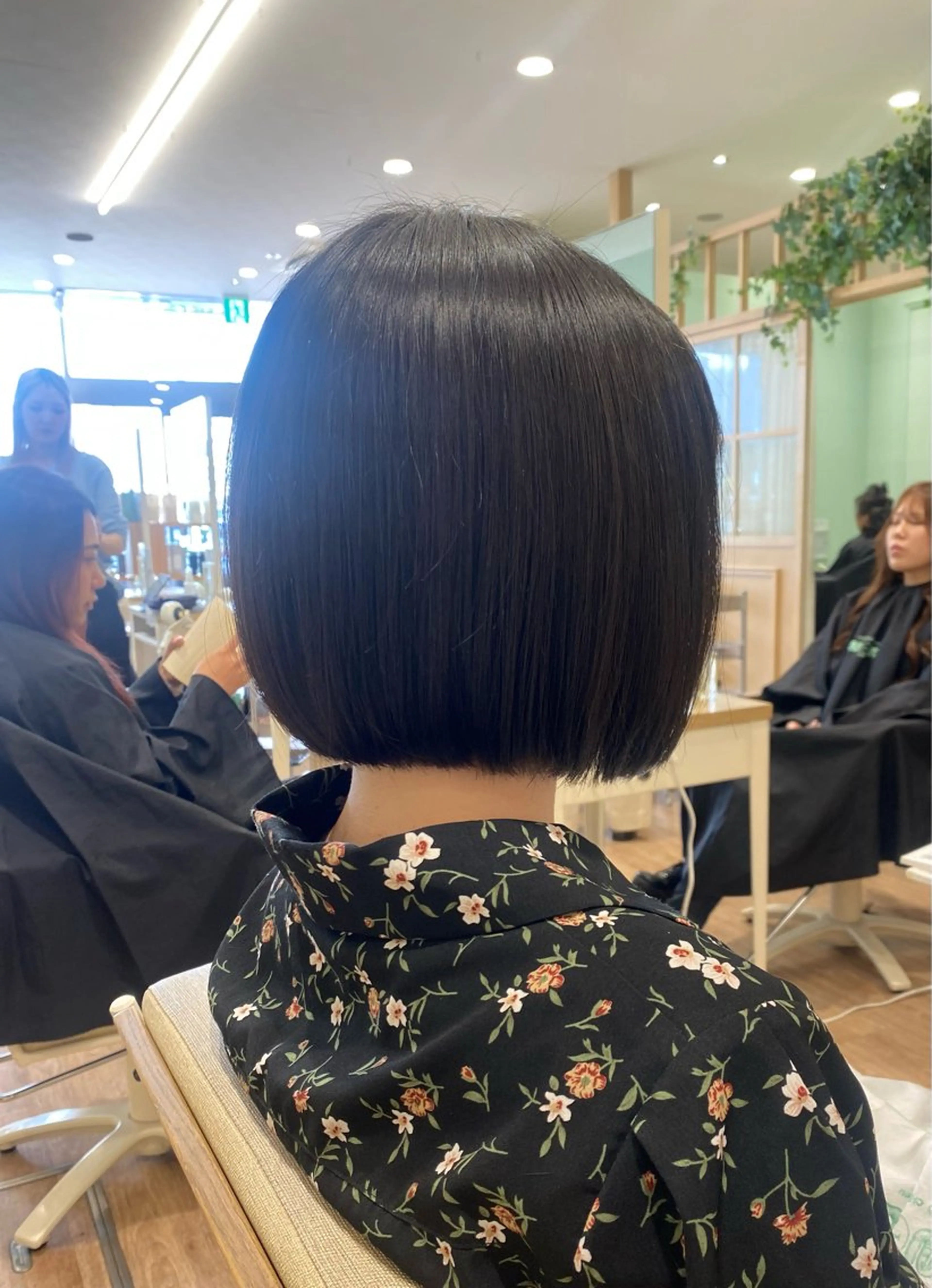 ショート カット 金山 友香🕊のヘアスタイル