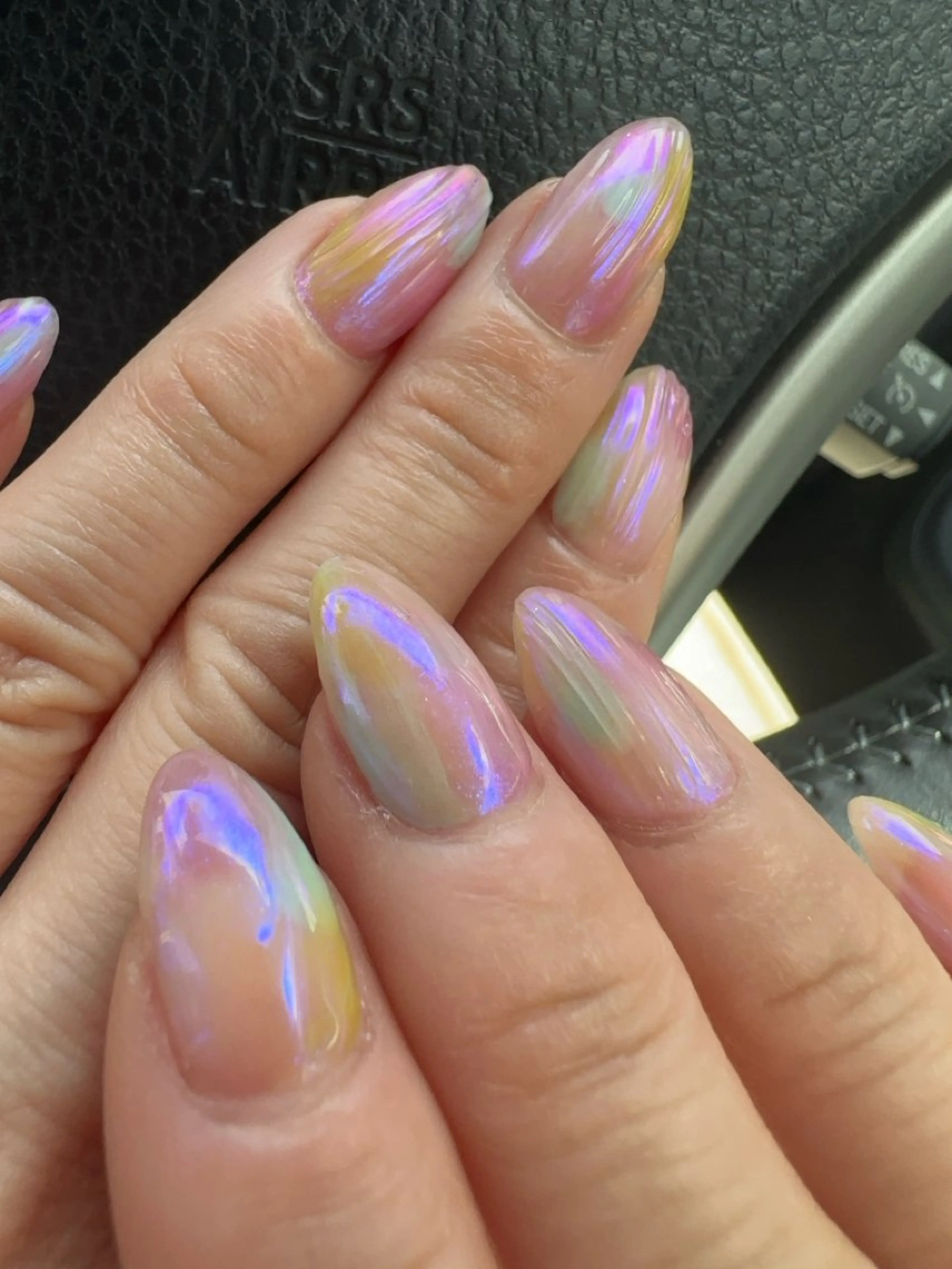 ネイル オーロラネイル ジェルネイル ミラーネイル ぷっくりネイル ハンドネイル Nail ameria megu所属・ameria meguのネイルデザイン