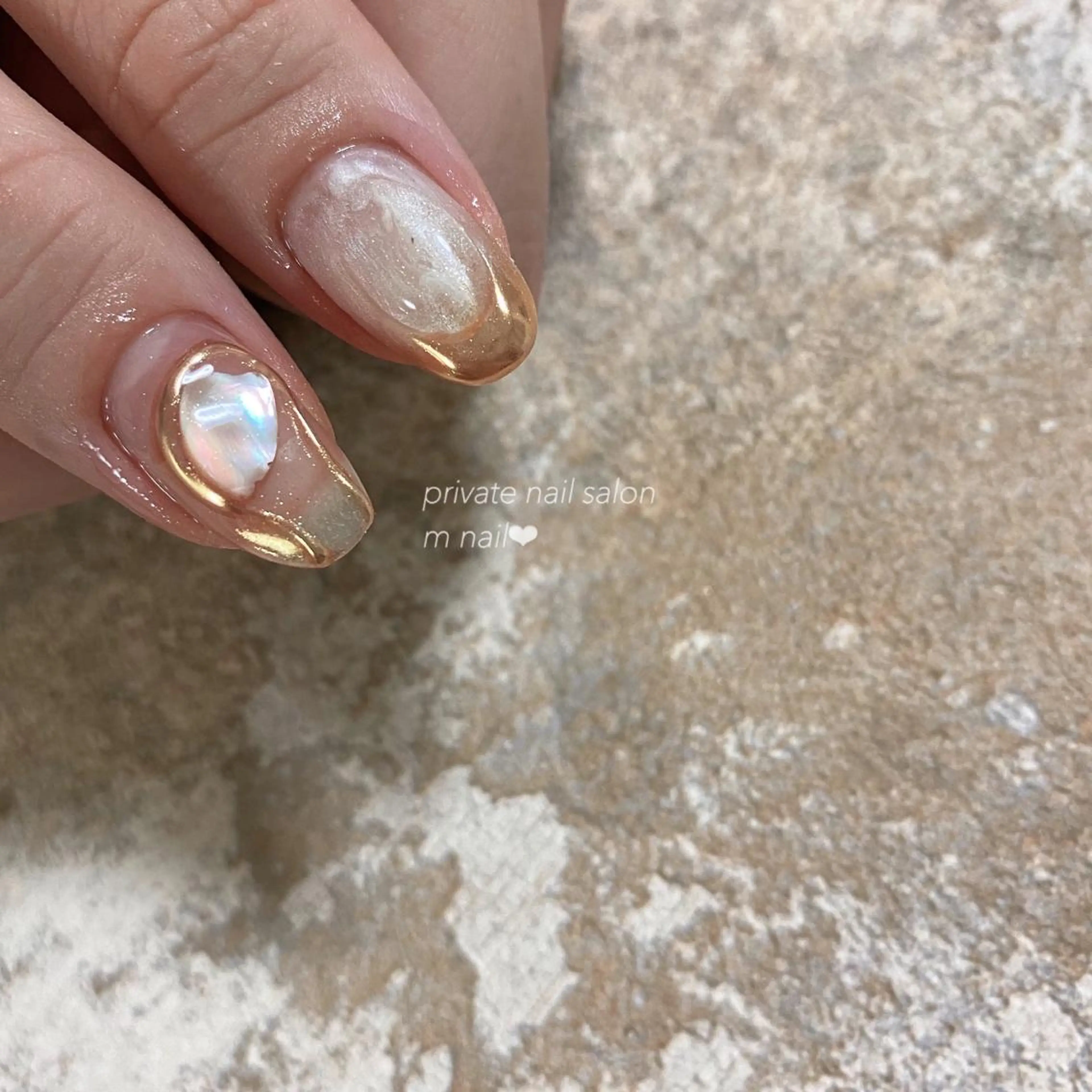 ネイル ゴールド ハンドネイル 小河原 舞のネイルデザイン