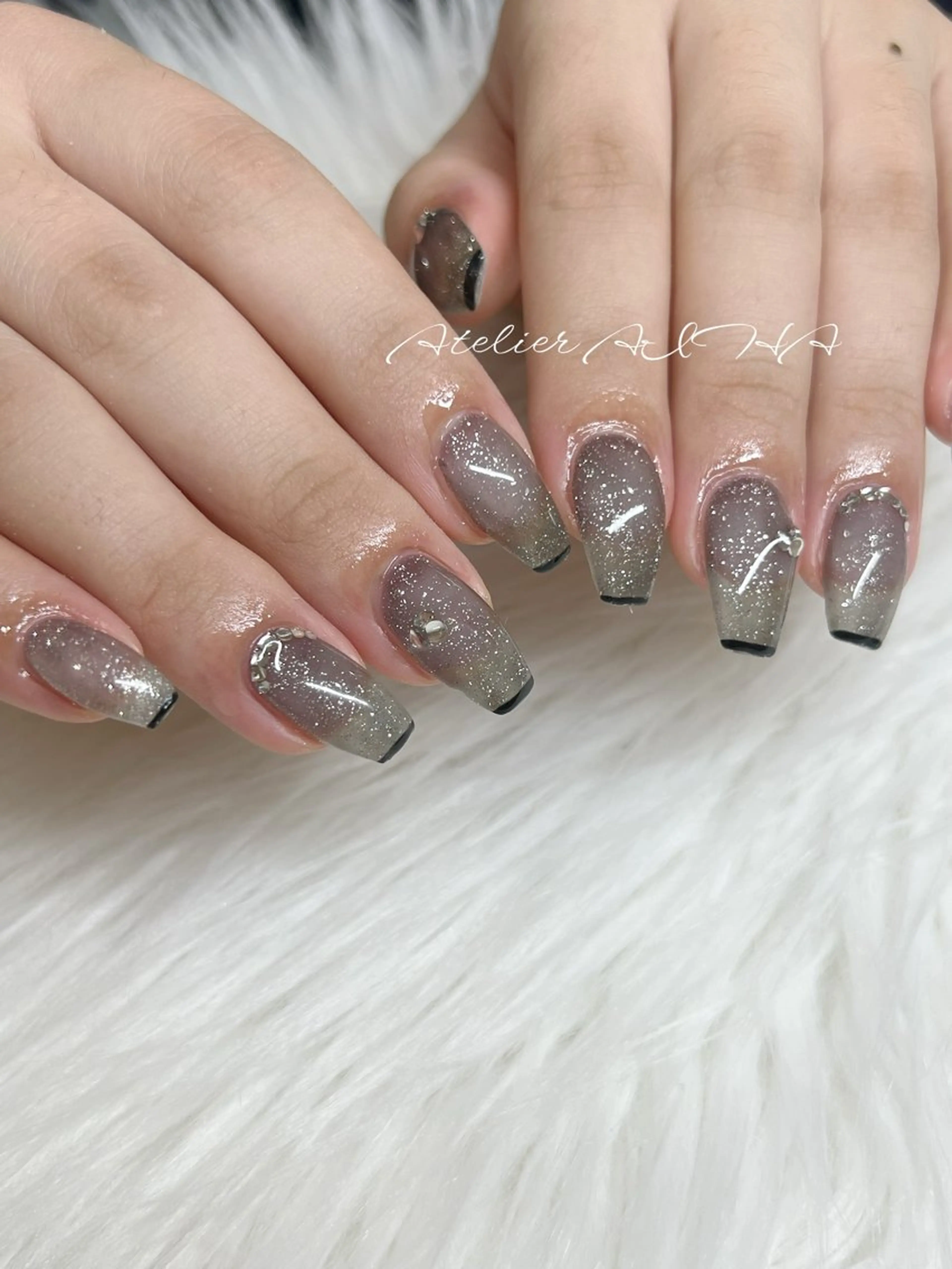 ミディアム アトリエAIHA所属・アトリエAIHA★ フィルイン推奨サロンのネイルデザイン