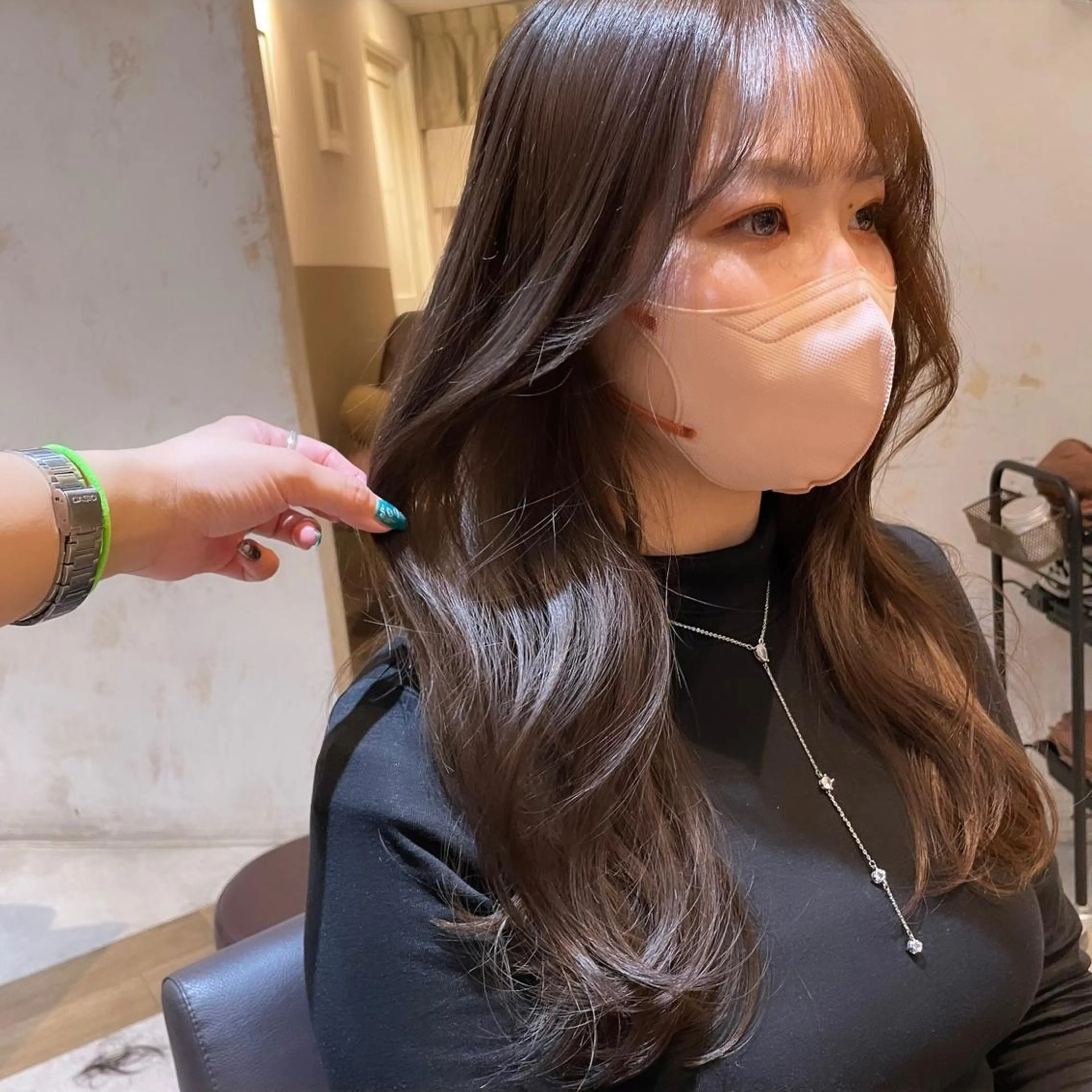 ロング カラー ヘアアレンジ ブリーチ グレージュ ラベンダーカラー ラベンダーグレージュ ラベンダーグレー REONA🪽✨ 日常に馴染む髪🫧のヘアスタイル