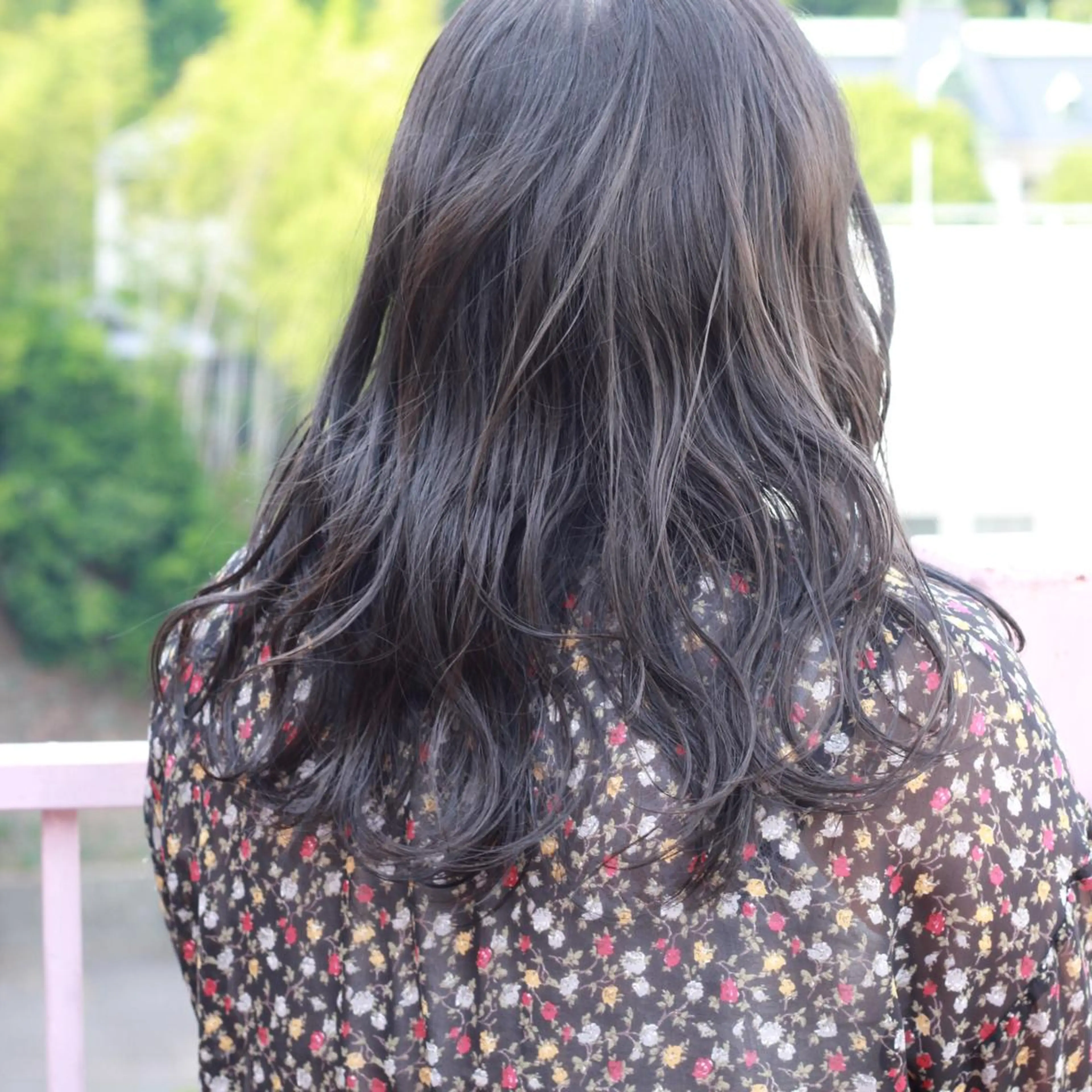 ロング カラー ブルーカラー ブルージュ ヘアカラー Viage （ビアージュ）のヘアスタイル